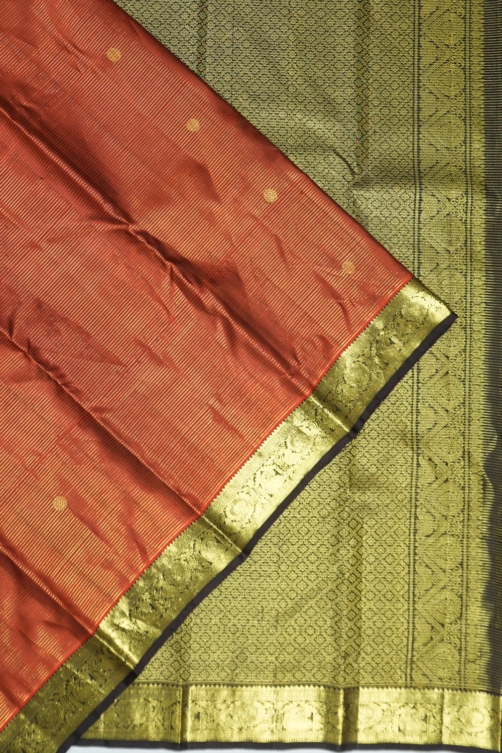 Kanchipuram Silk Lines And Butta Maroon Saree