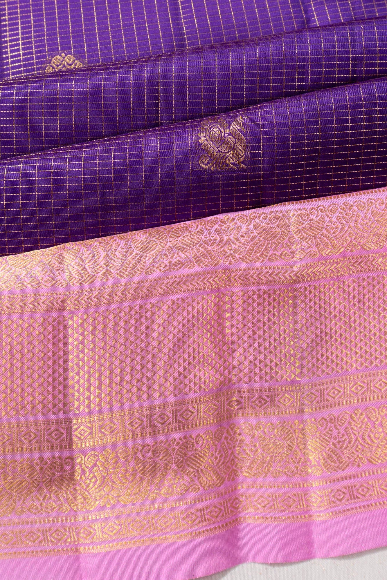 Kanchipuram Silk Oosi Lines And Butta Purple Saree