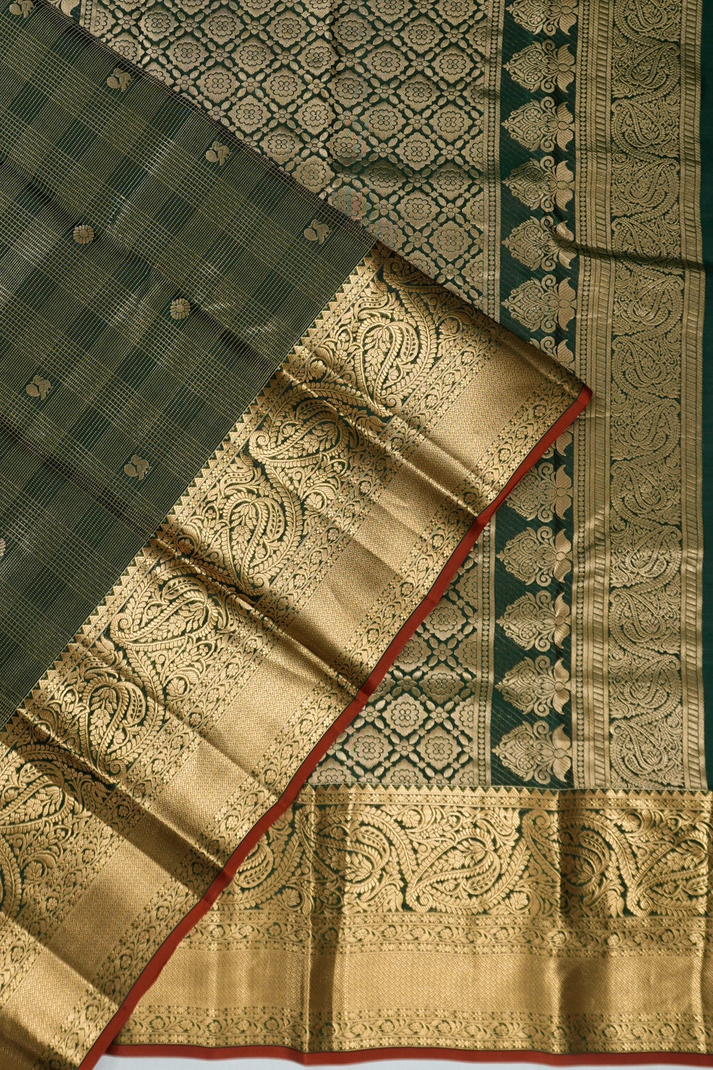 Taranga Kanchi Silk Oosi Lines And Butta Bottle Green Saree
