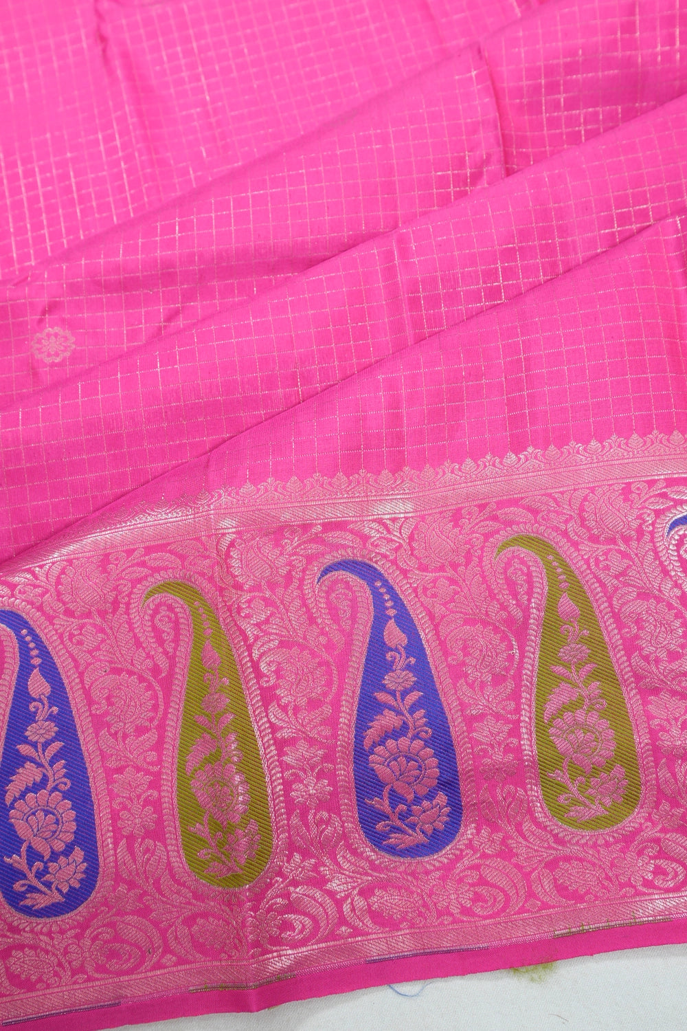 Taranga Kanchi Silk Oosi Lines And Butta Rani Pink Saree