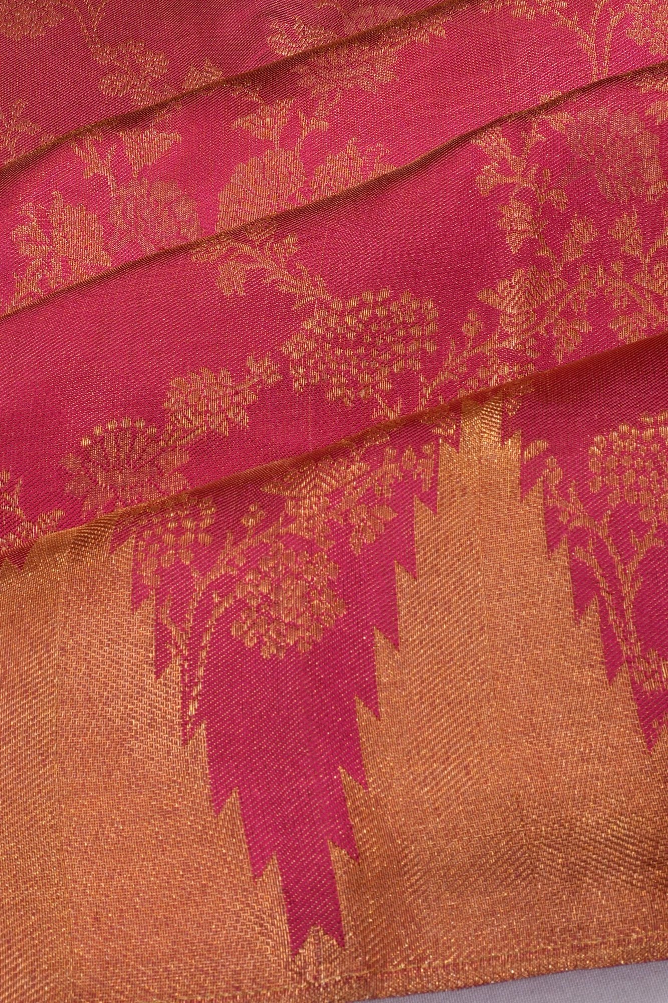 Kanchipuram Silk Jaal Pink Saree With Temple Border