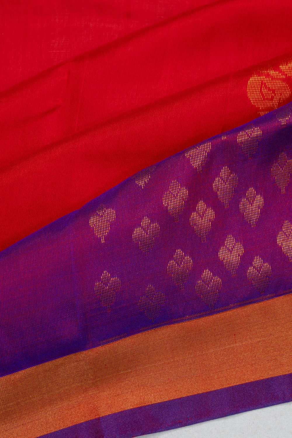 Uppada Silk Butta Red Saree