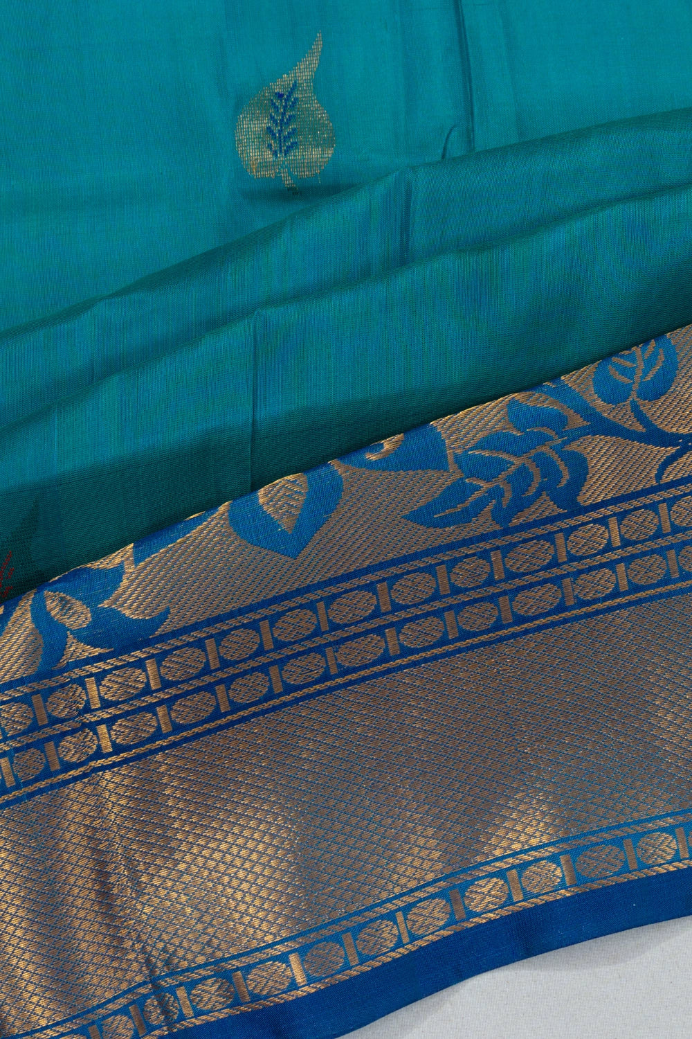 Uppada Silk Butta Sky Blue Saree