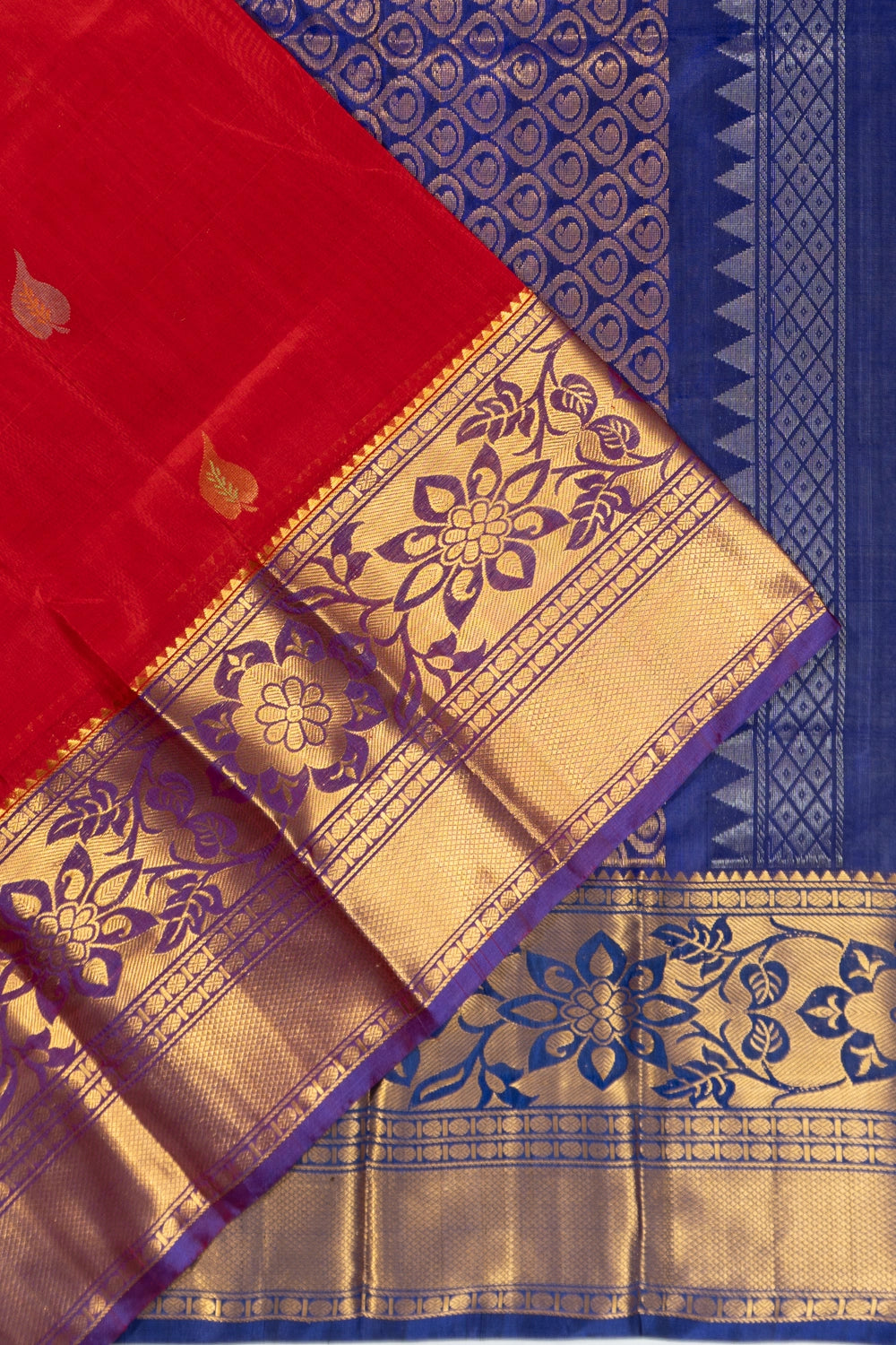 Uppada Silk Butta Red Saree