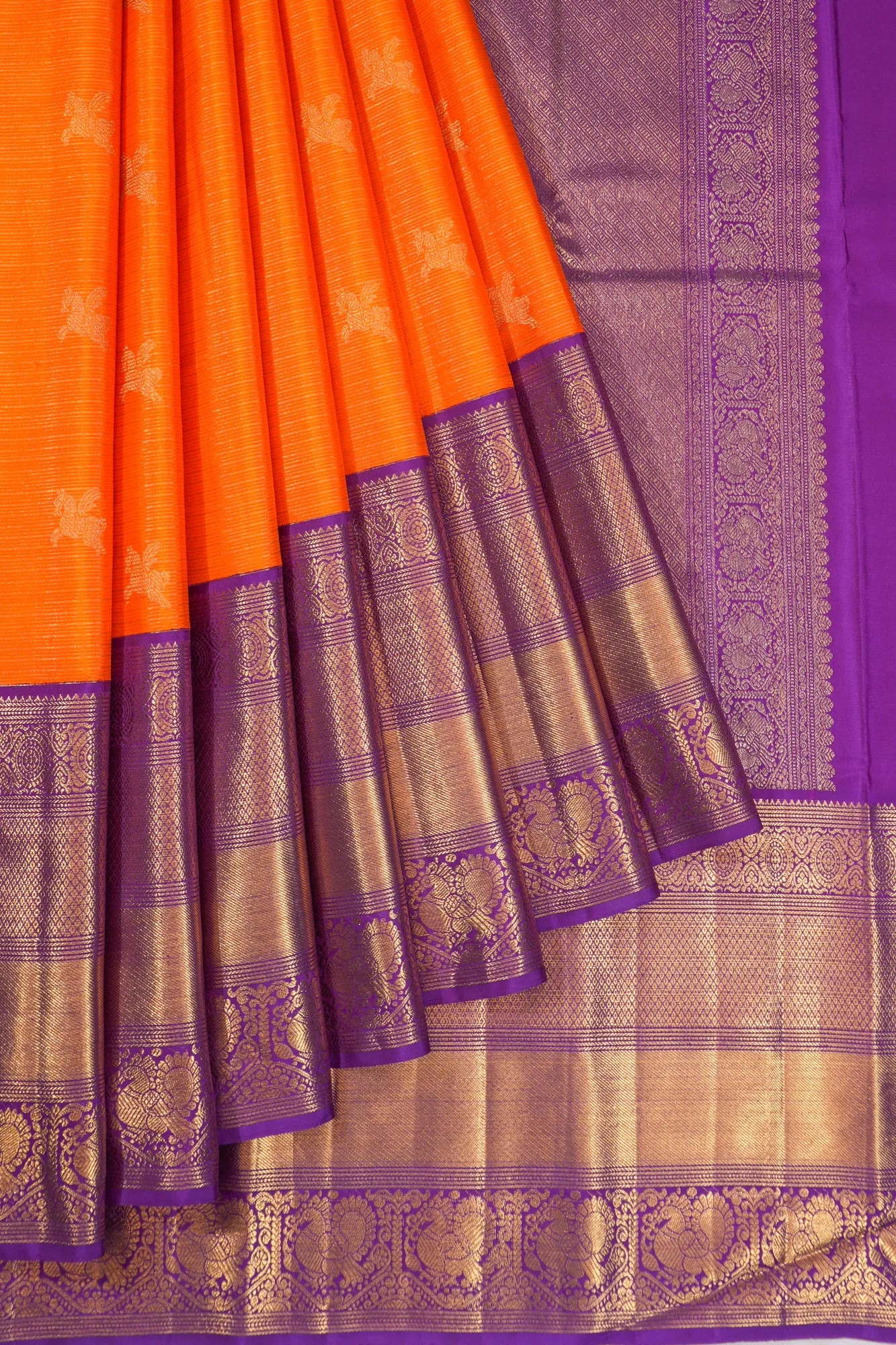 Kanchipuram Silk Oosi Lines And Butta Orange Saree