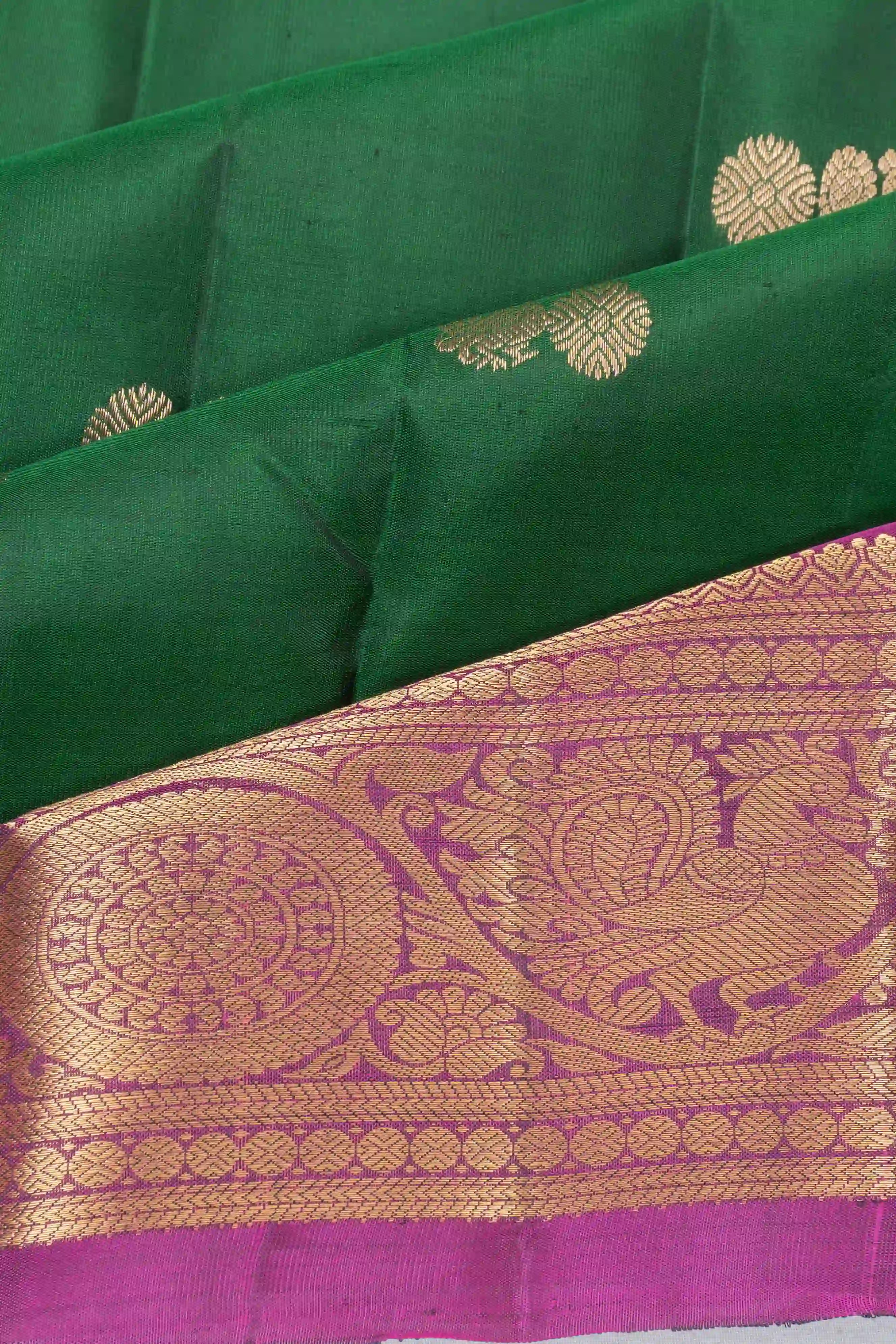 Taranga Kanchi Silk Butta Bottel Green Saree