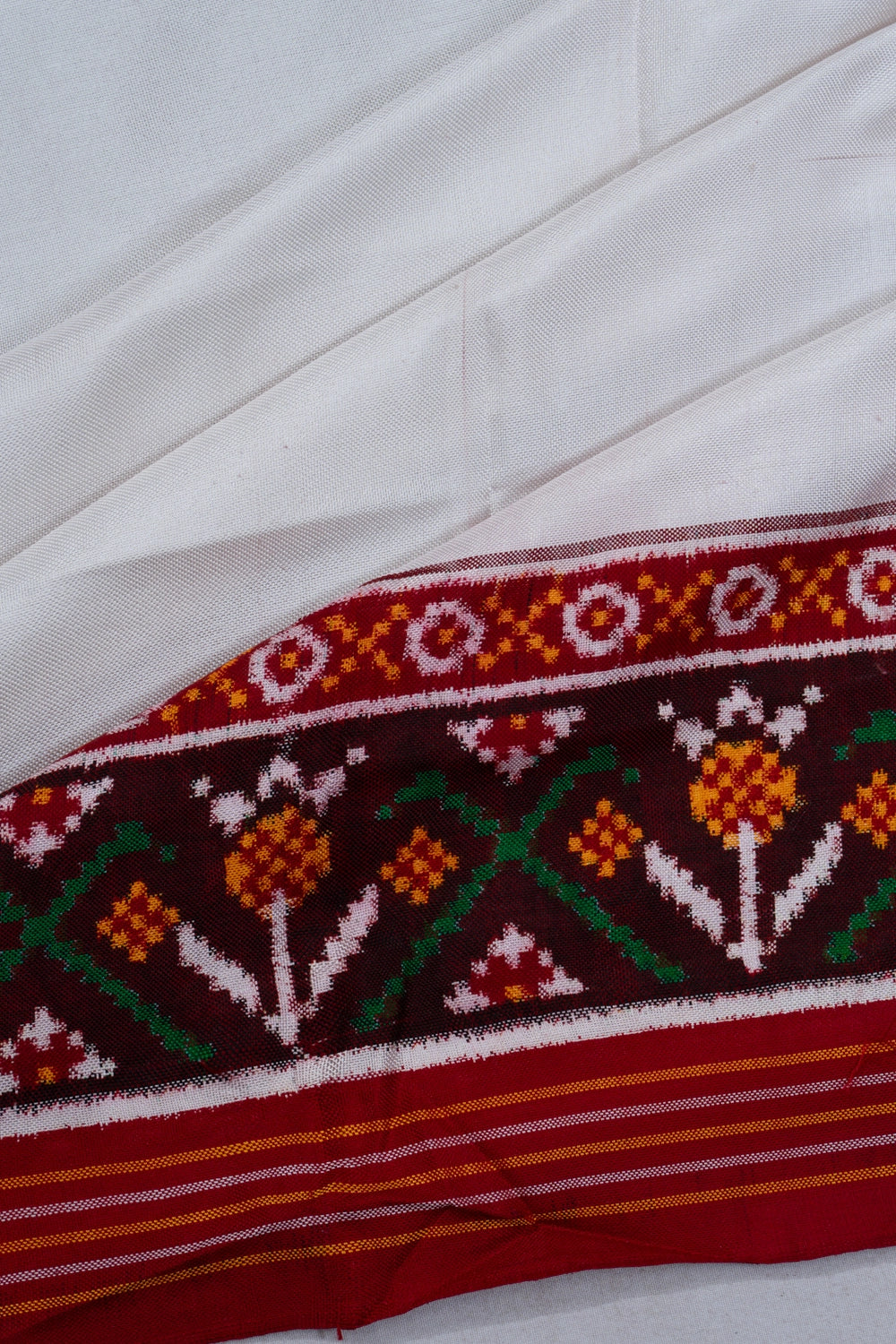 Patan Patola Silk Double Ikat Plain White Saree