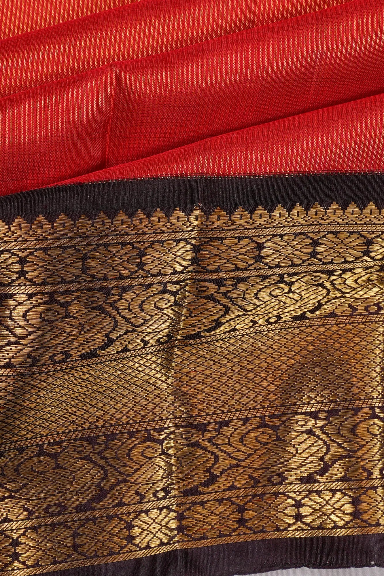 Kanchipuram Silk Lines Red Saree