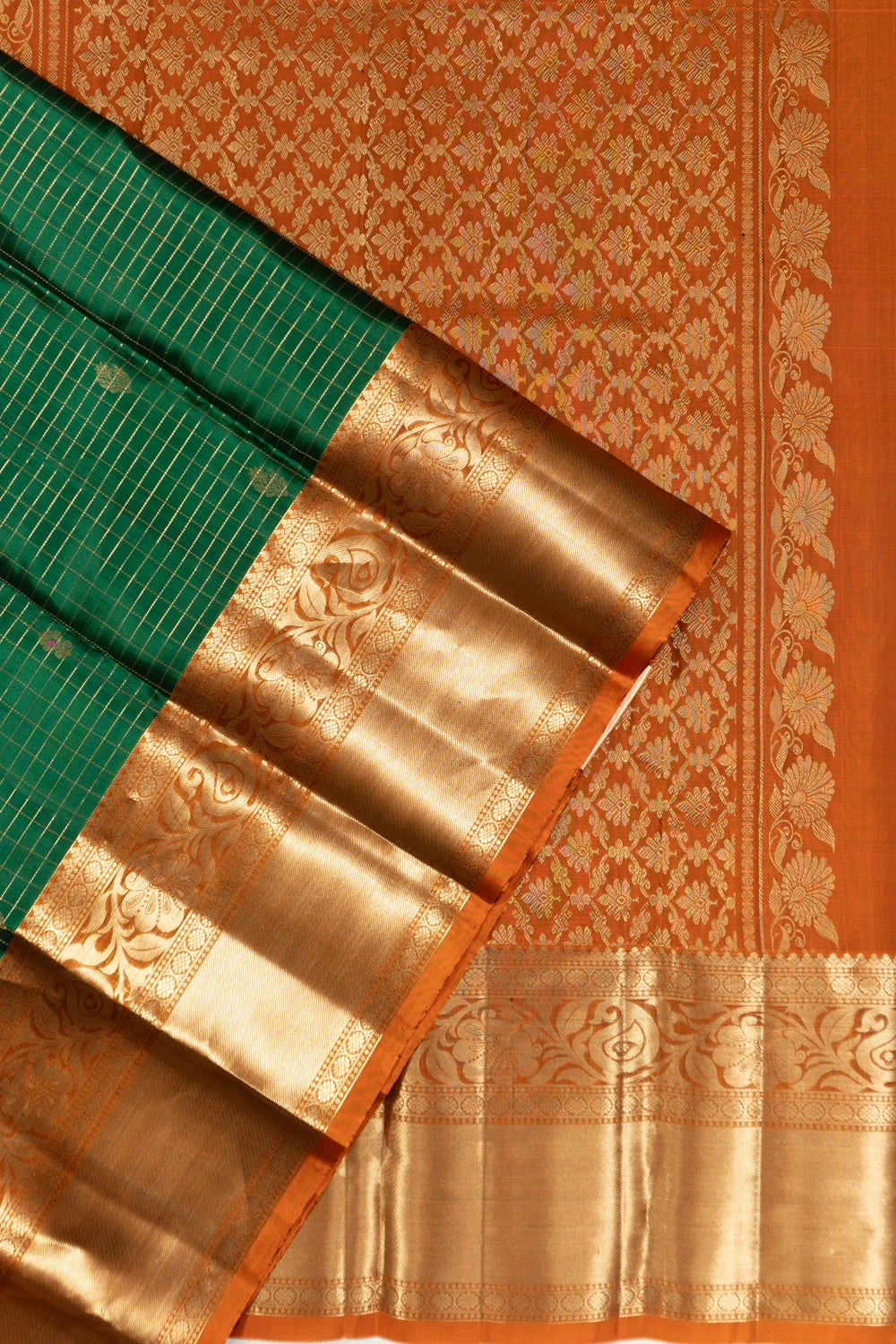 Taranga Kanchi Silk Lines And Butta Bottle Green Saree
