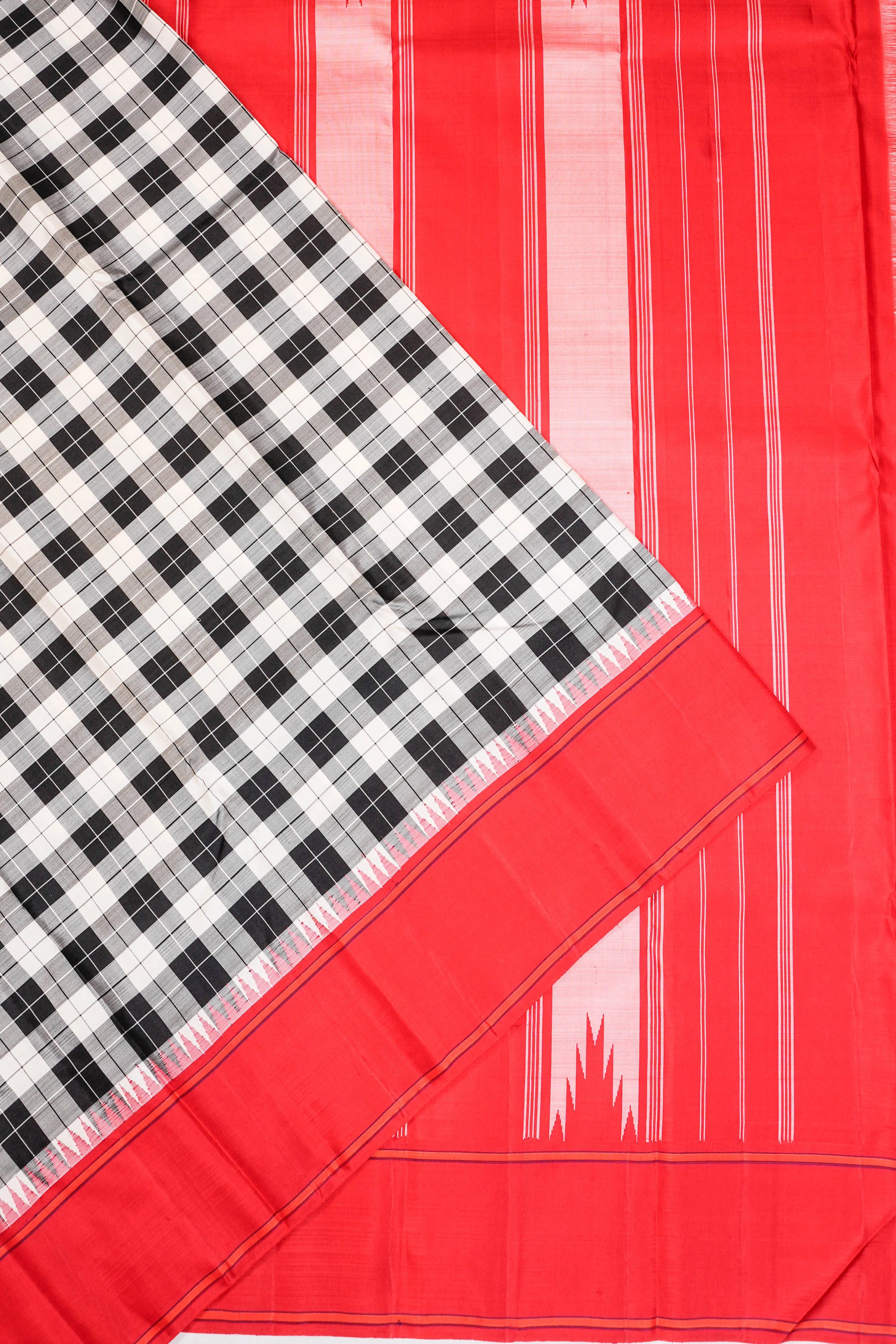 Kanchipuram Silk Checks White Saree