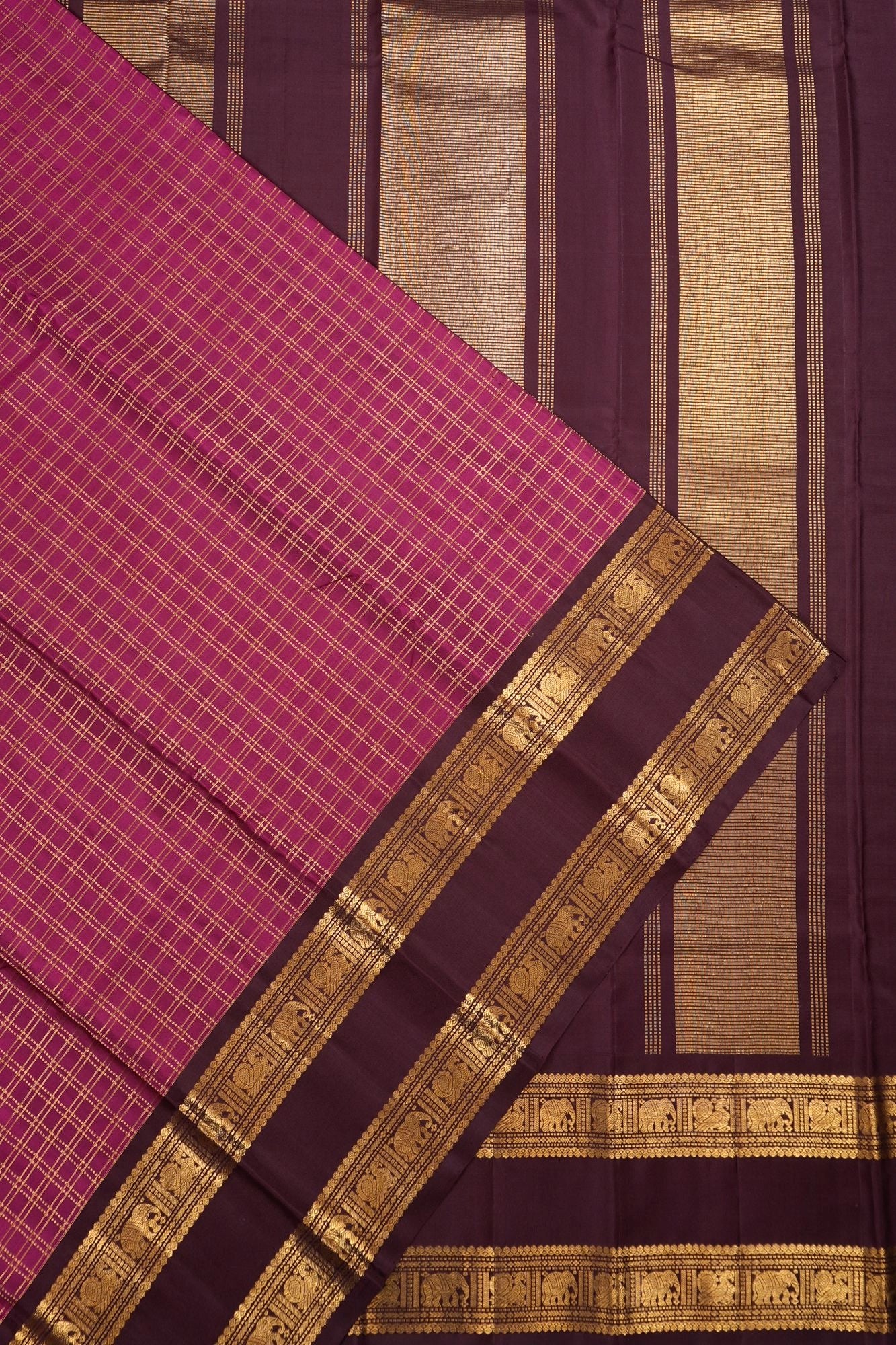 Classic Kanchipuram Silk Checks Pink Saree With Rettai Pettu Border