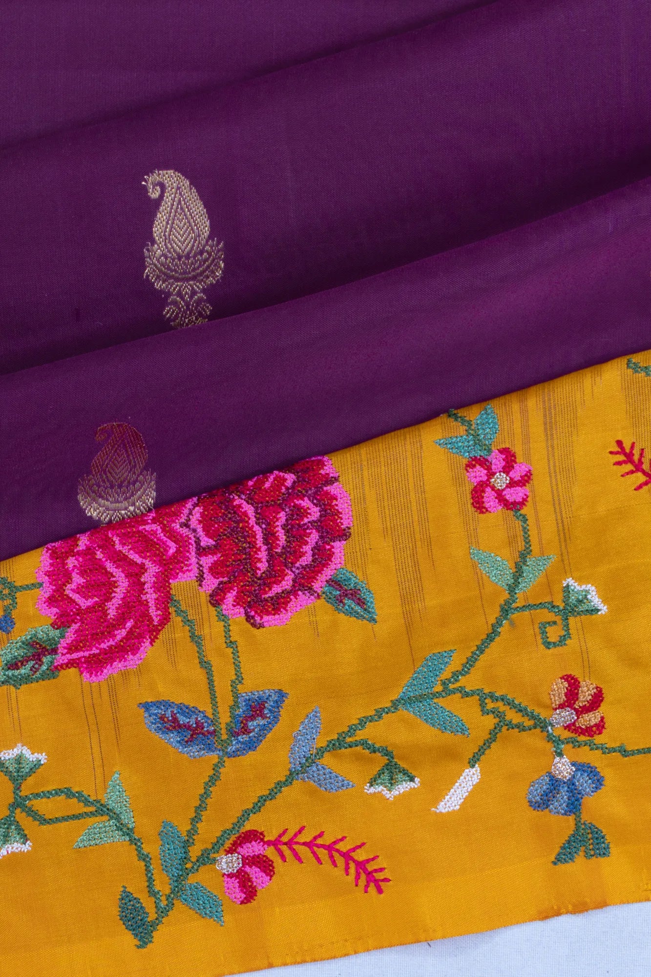 Taranga Kanchi Silk Butta Purple Saree With Embroidery Border