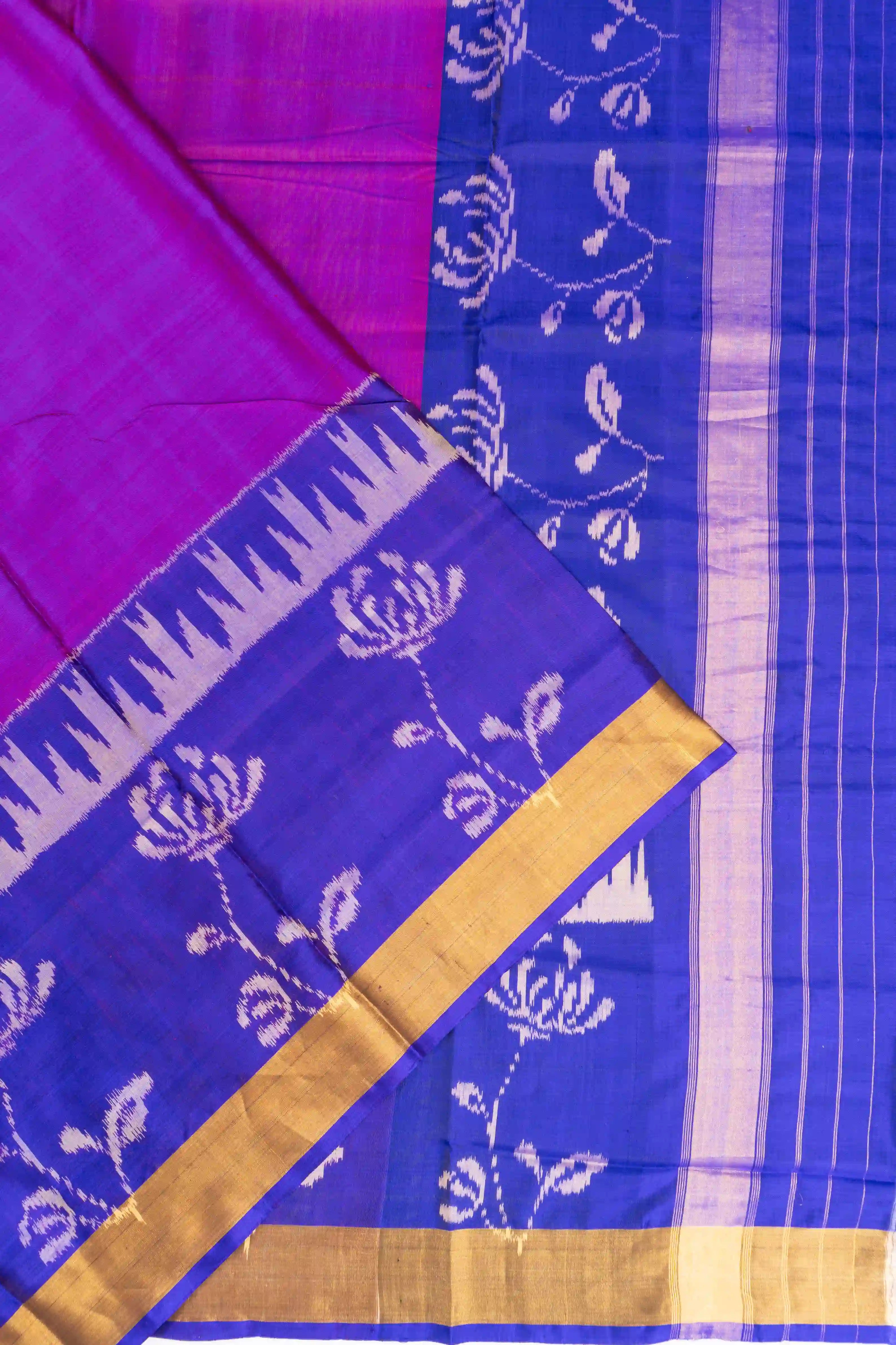 Rajkot Patola Silk Ikat Plain Purple Saree