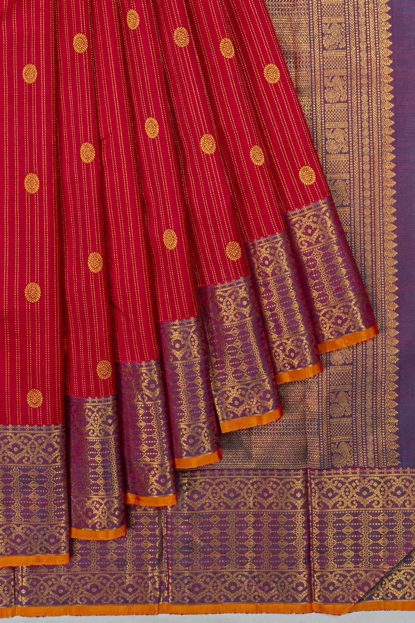 Kanchipuram Silk Lines And Butta Red Saree