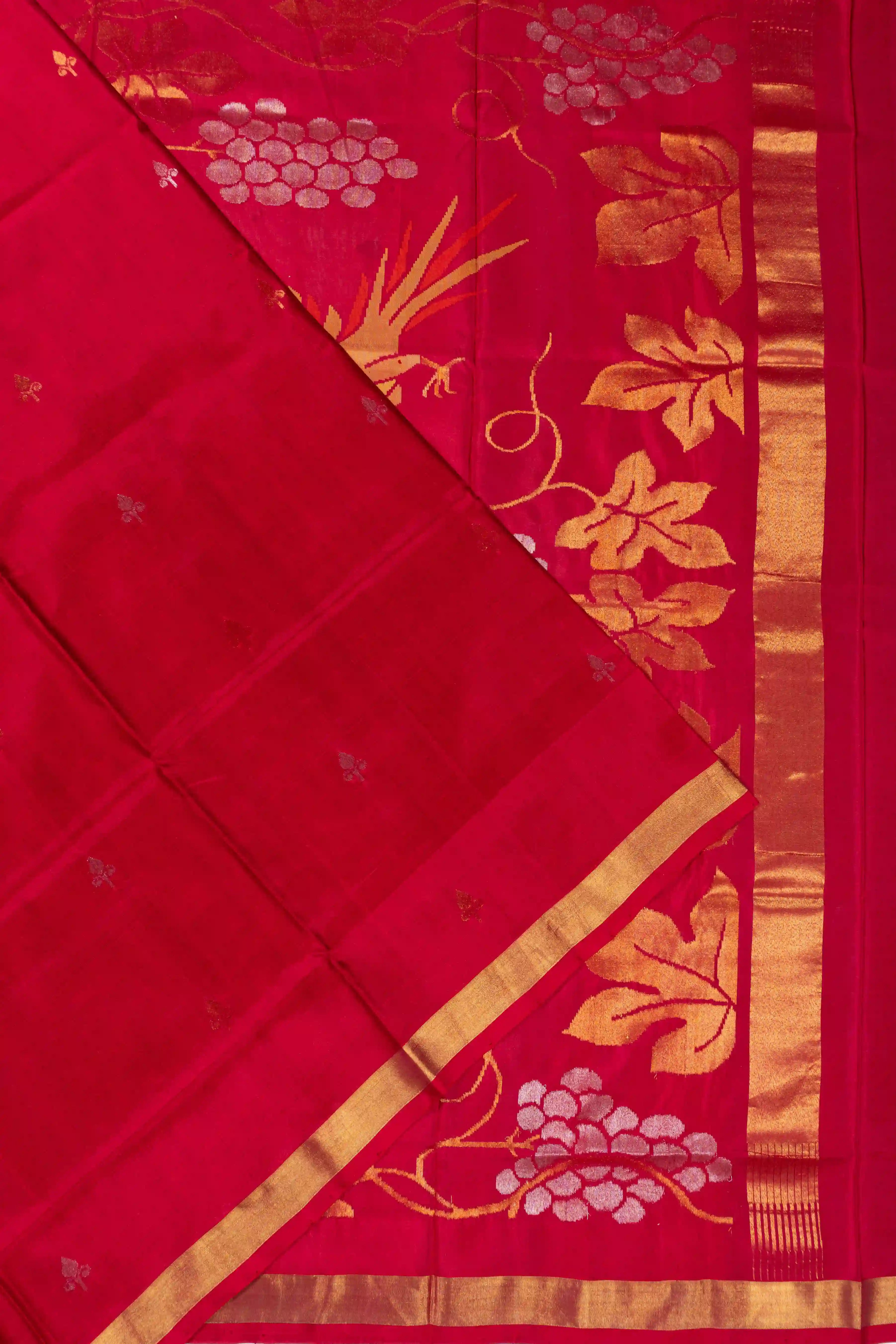 Uppada Silk Butta Red Saree