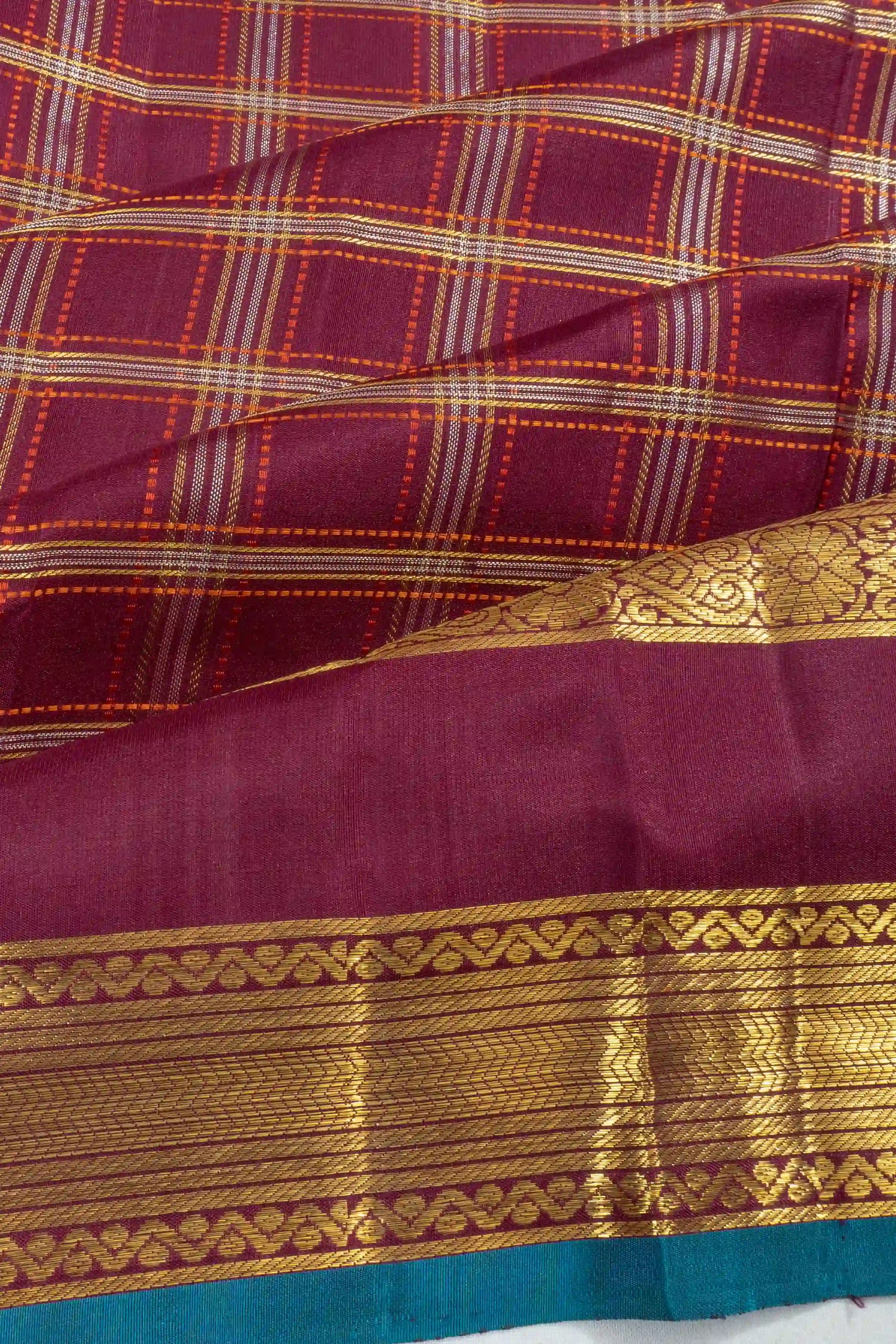 Classic Kanchipuram Silk Checks Purple Saree With Rettai Pettu Border