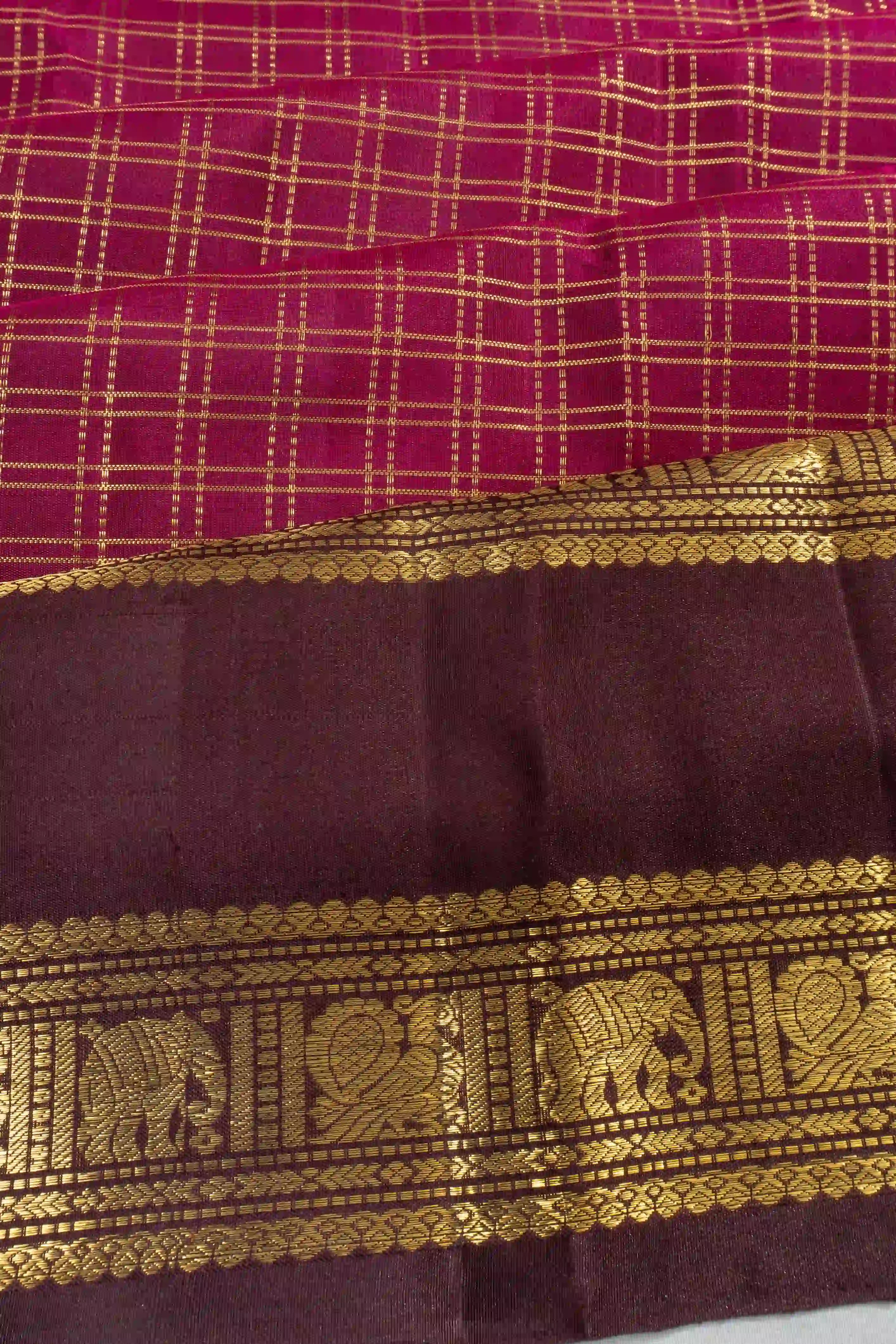 Classic Kanchipuram Silk Checks Purple Saree With Rettai Pettu Border