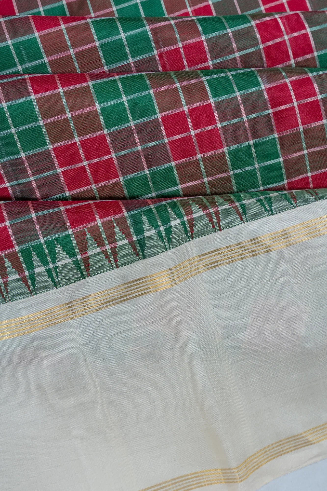 Classic Kanchipuram Silk Checks Green Saree
