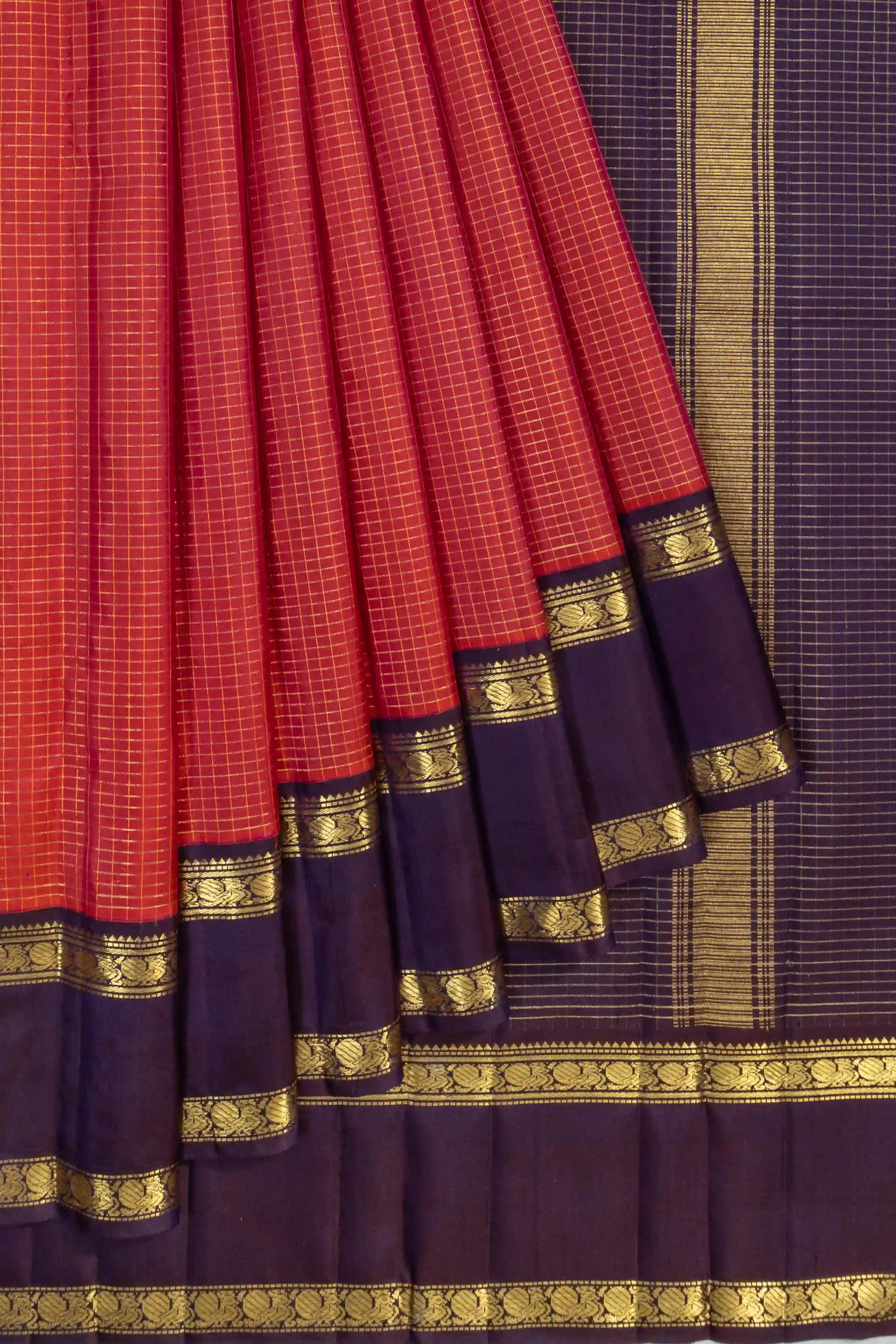 Classic Classic Kanchipuram Silk Checks Dual Tone Pink And Orange Saree With Rettai Pettu Border