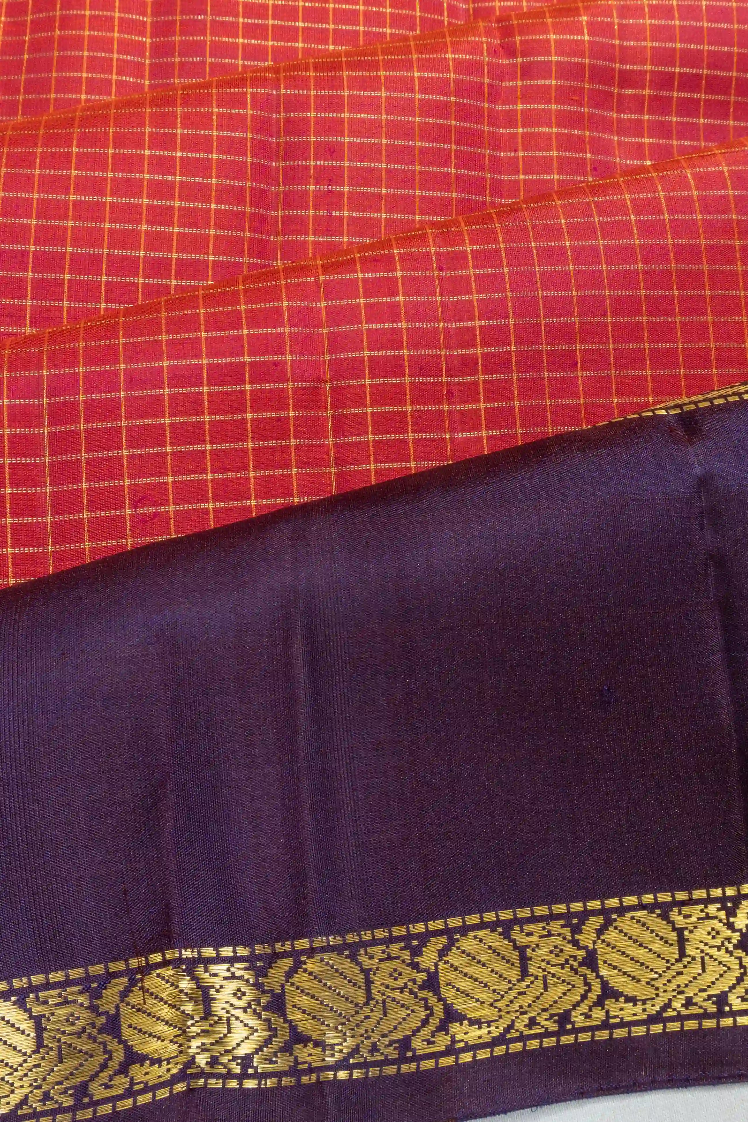 Classic Classic Kanchipuram Silk Checks Dual Tone Pink And Orange Saree With Rettai Pettu Border