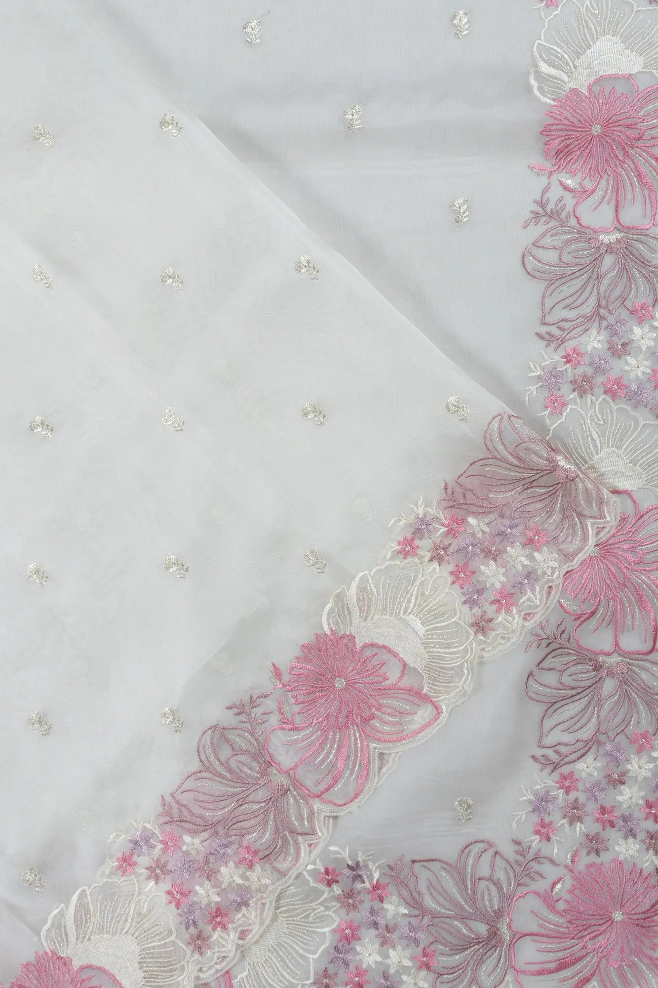 Organza Butta White Saree With Embroidery Scallop Border