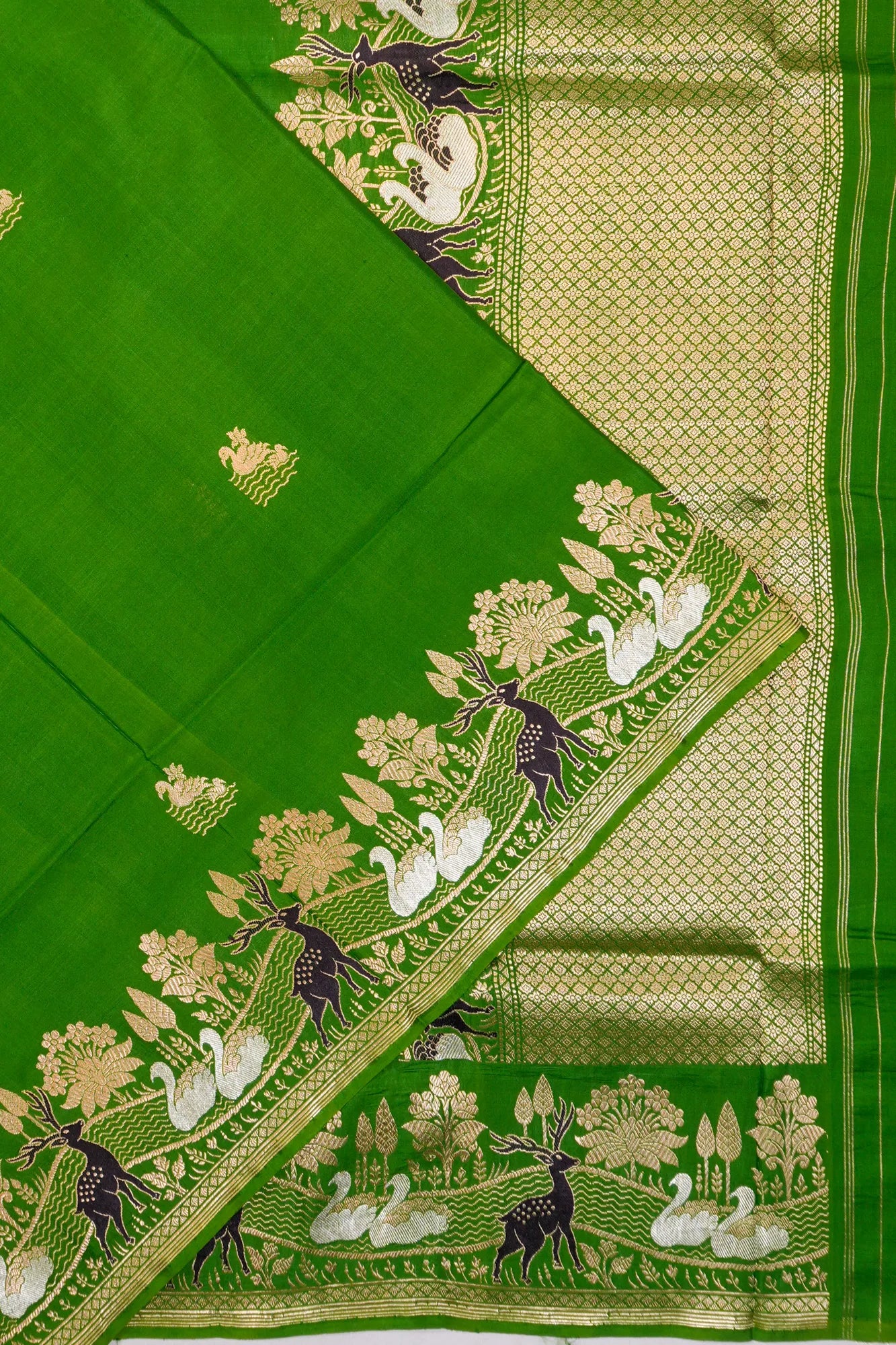 Banarasi Silk Butta Bottle Green Saree