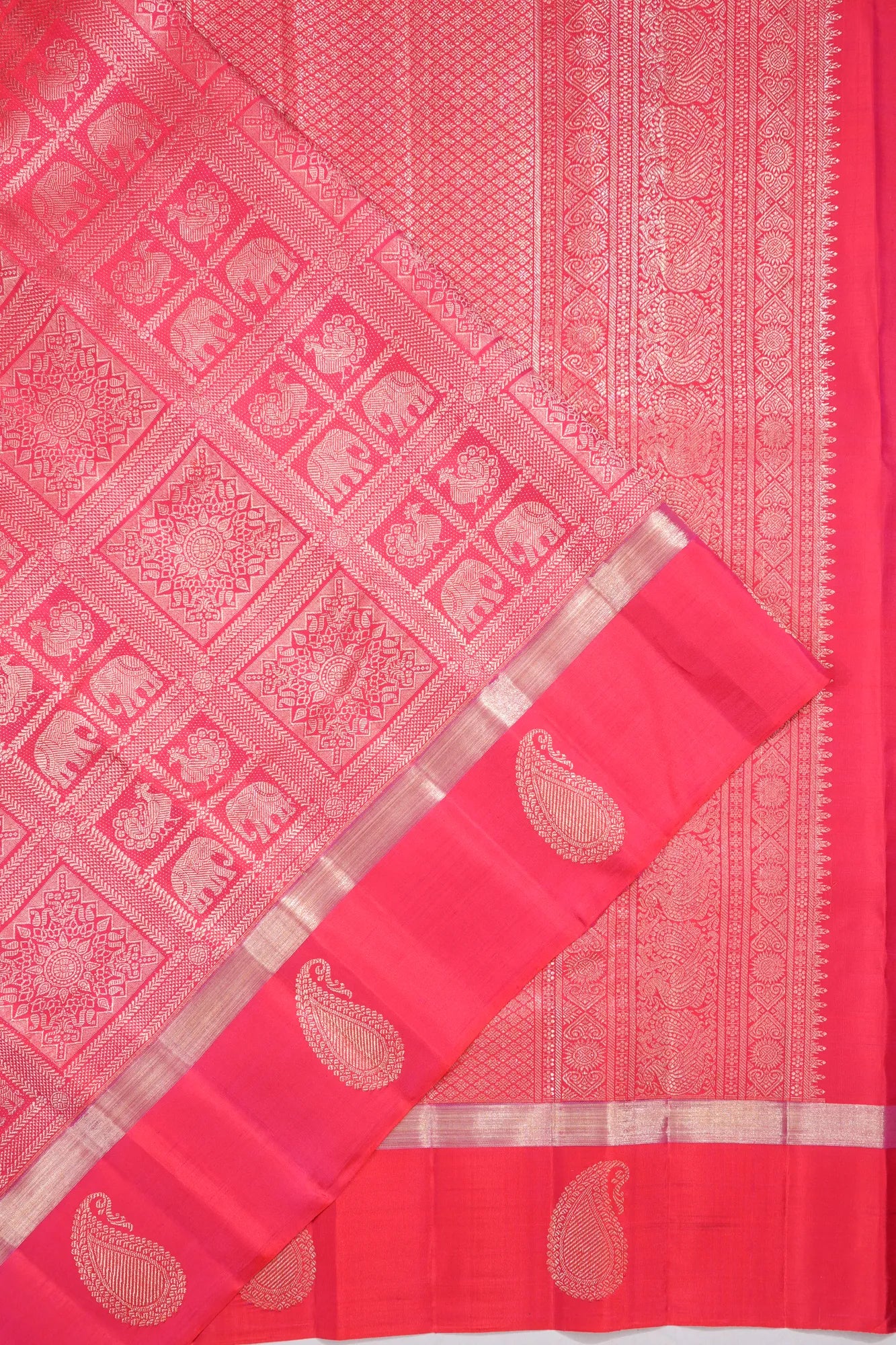 Kanchipuram Silk Geometrical Brocade Pink Saree