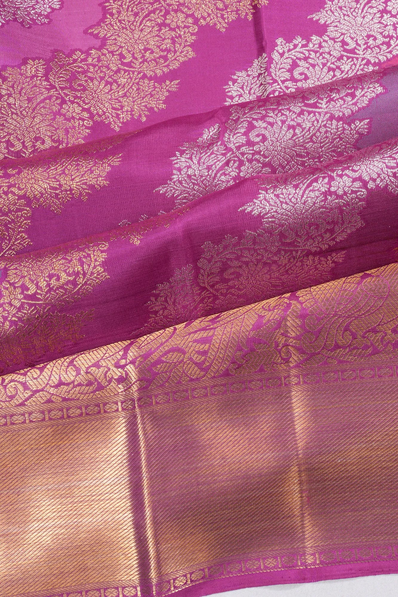 Kanchipuram Silk Leheriya Jaal Rangkat Purple Saree