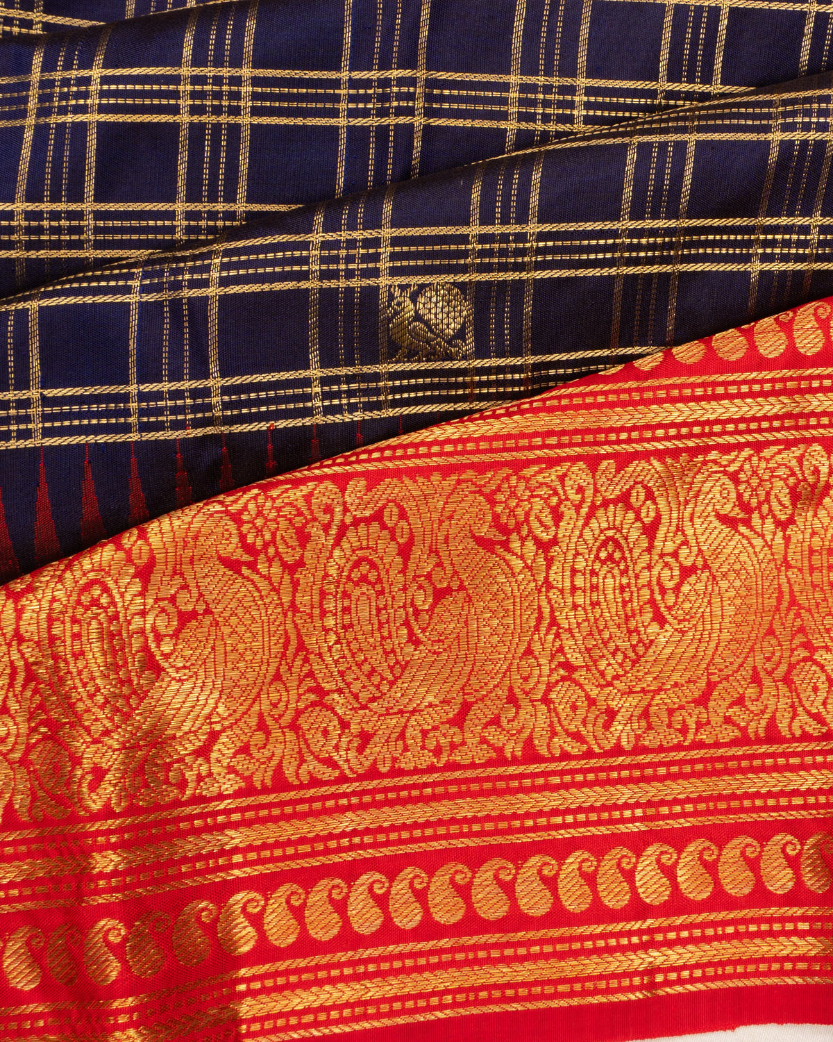 Claasic Kanchipuram Silk Checks And Butta Navy Blue Saree
