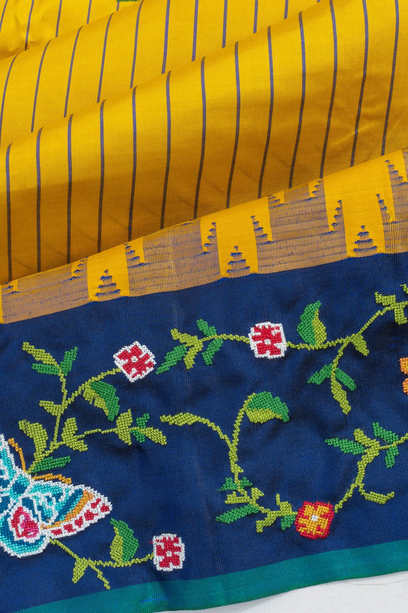 Taranga Kanchi Silk Lines Yellow Saree With Embroidery Border