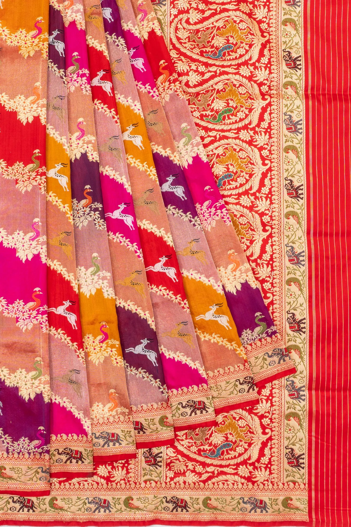 Banarasi Silk Jaal And Kadwa Butta Rangkat Saree With Meenakari