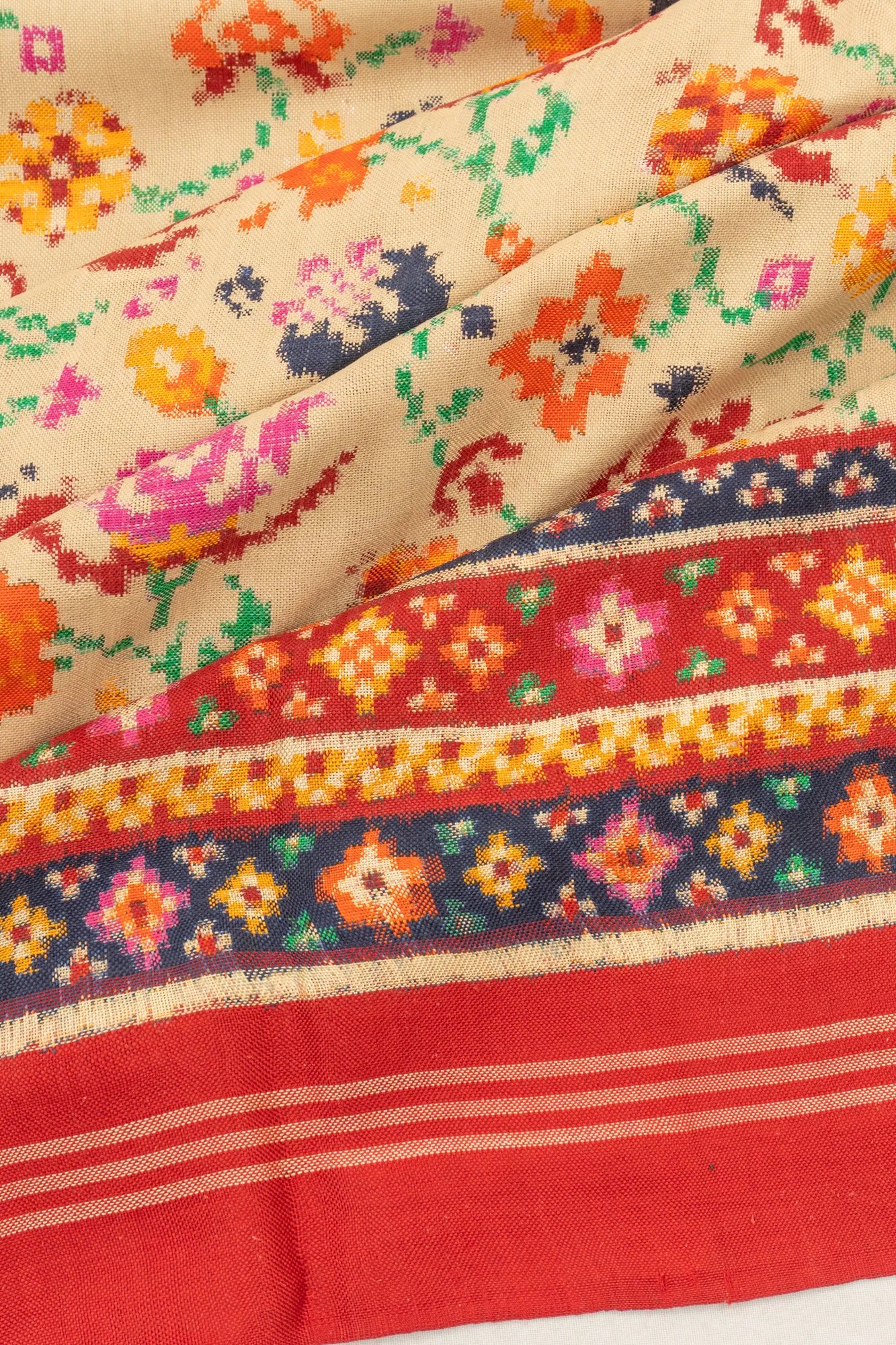 Patan Patola Silk Double Ikat Phulwari Cream Saree