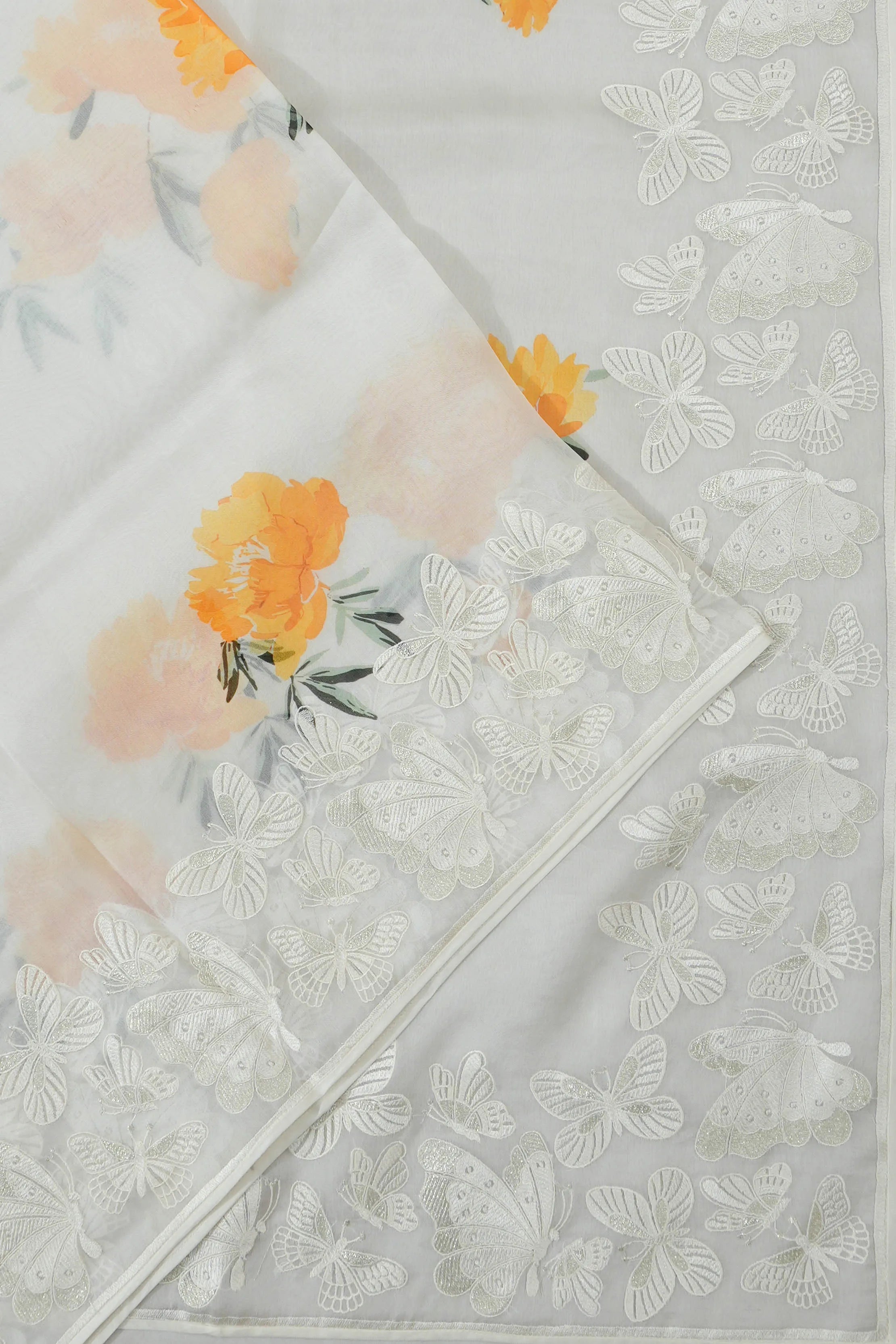 Organza Printed White Saree With Embroidery Border