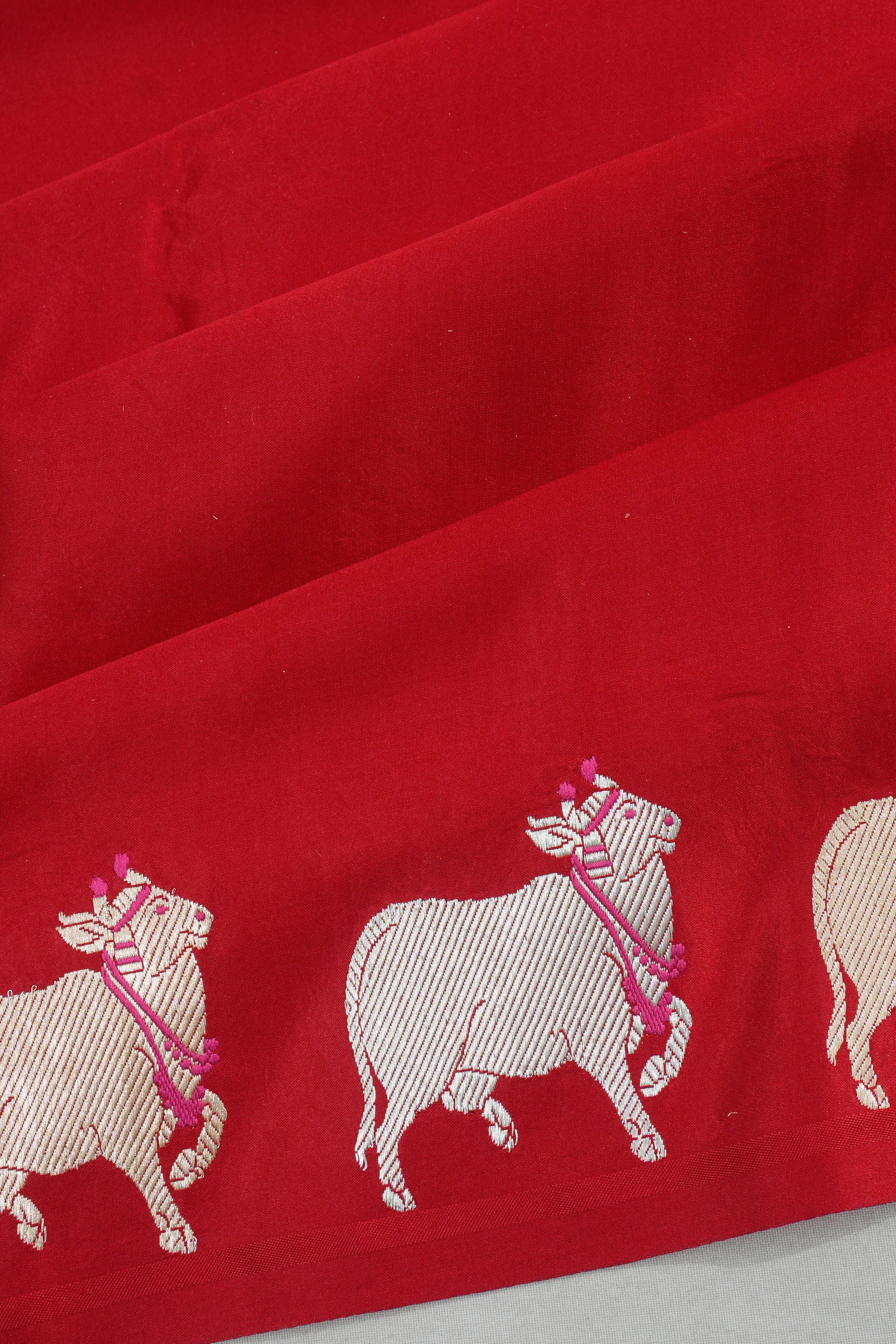 Banarasi Satin Plain Red Saree