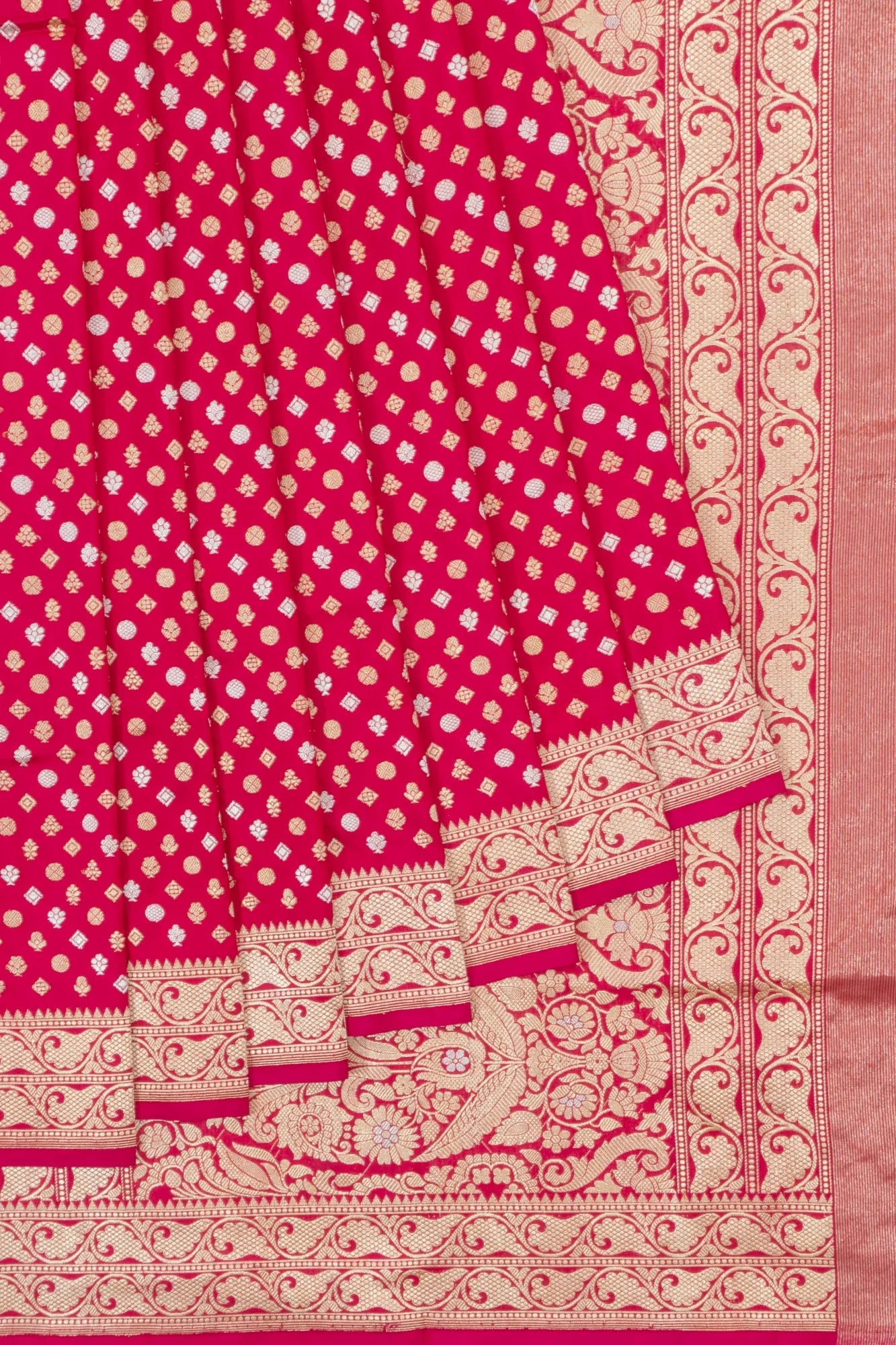 Banarasi Silk Kadwa Butta Red Saree