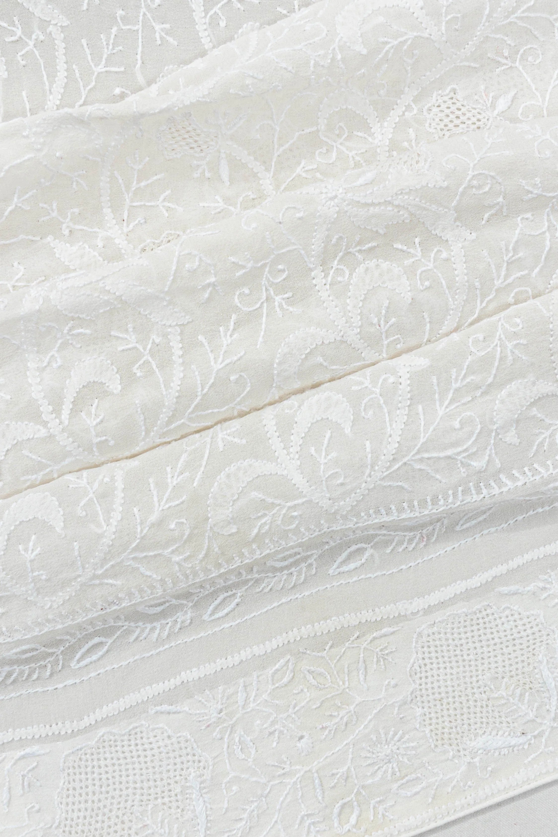 Lucknow Chikankari Georgette Embroidery White Saree