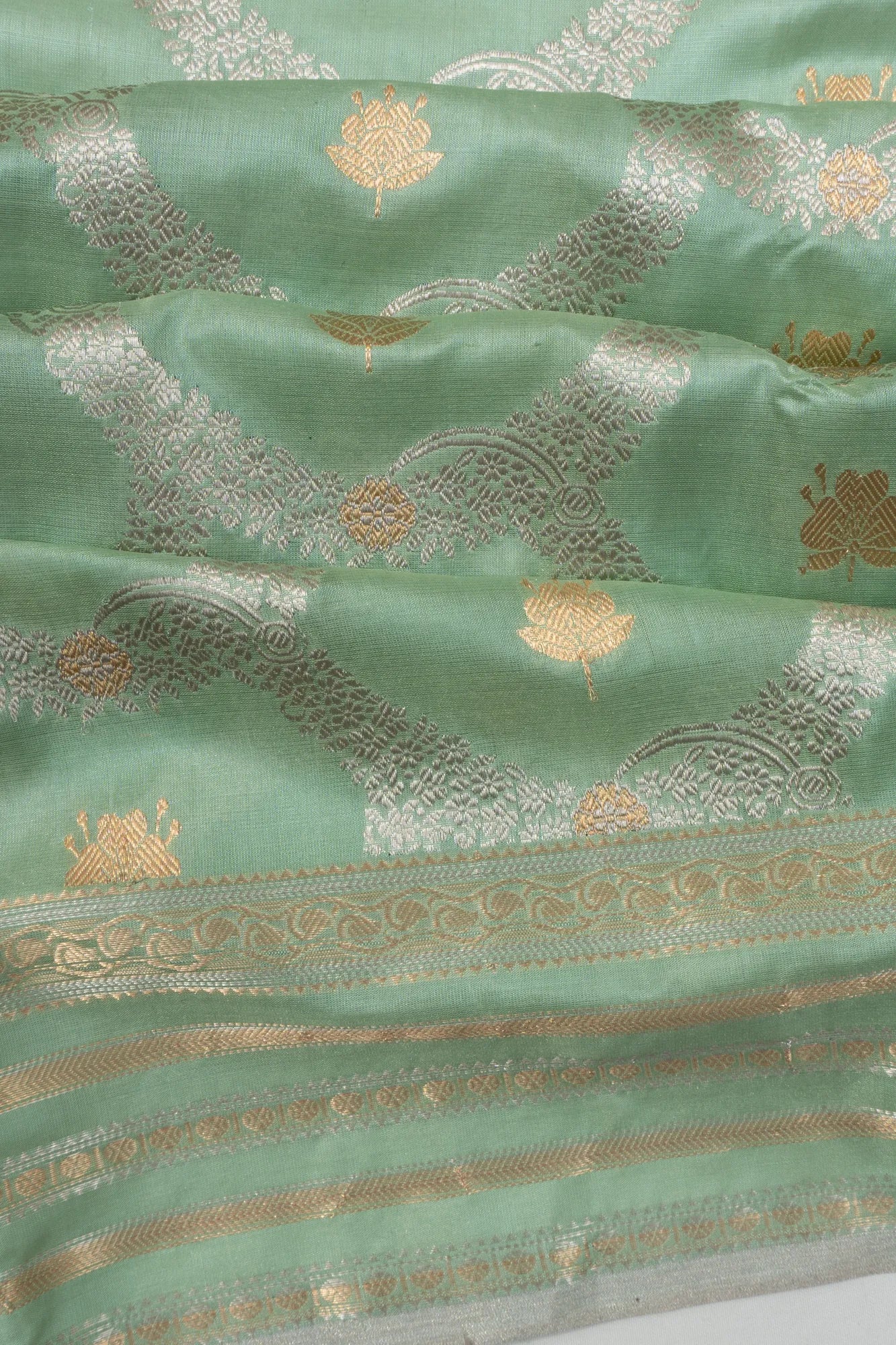 Pure Chanderi Silk Jaal And Butta Sea Green Saree
