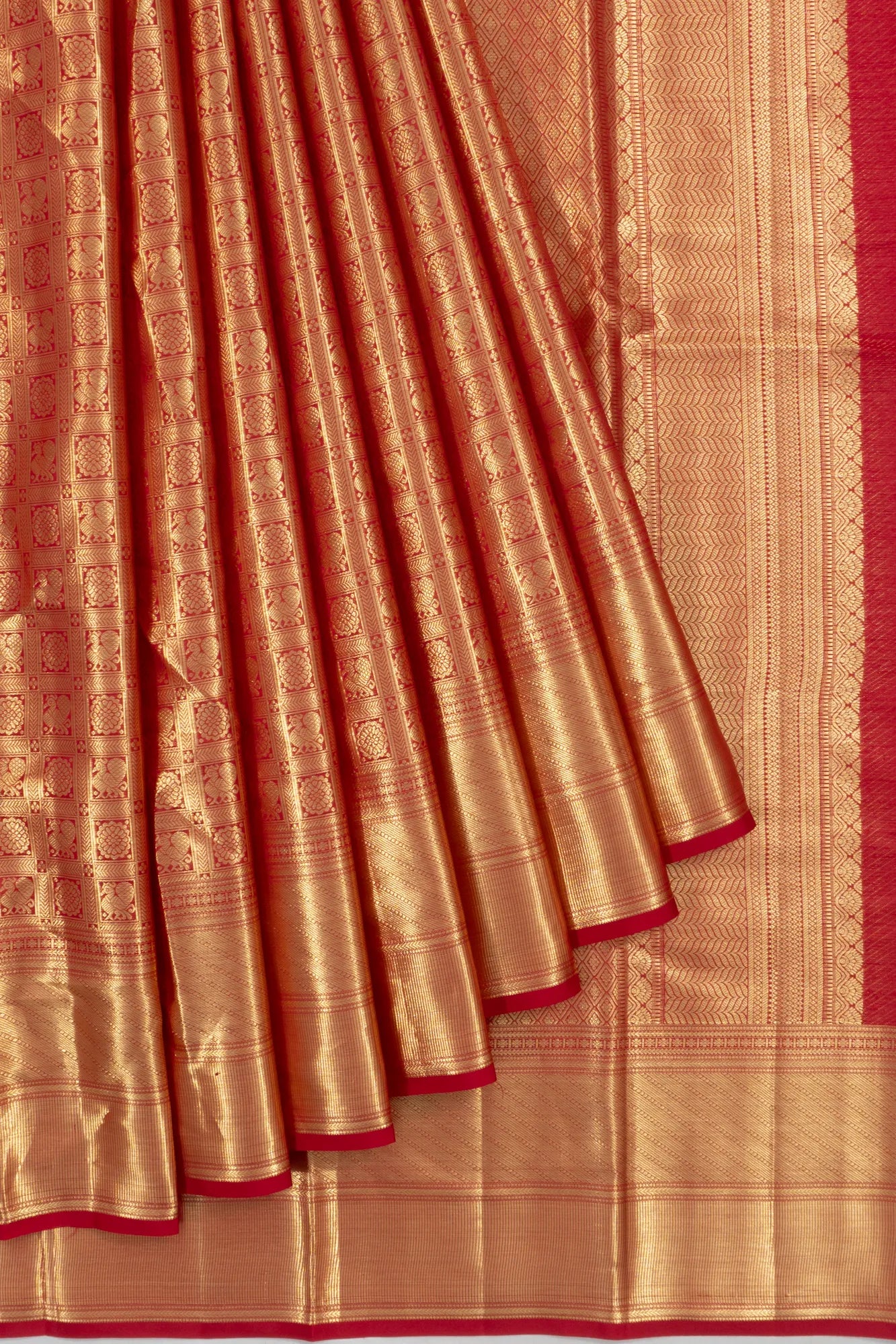 Taranga Kanchi Silk Tissue Checks And Butta Red Saree