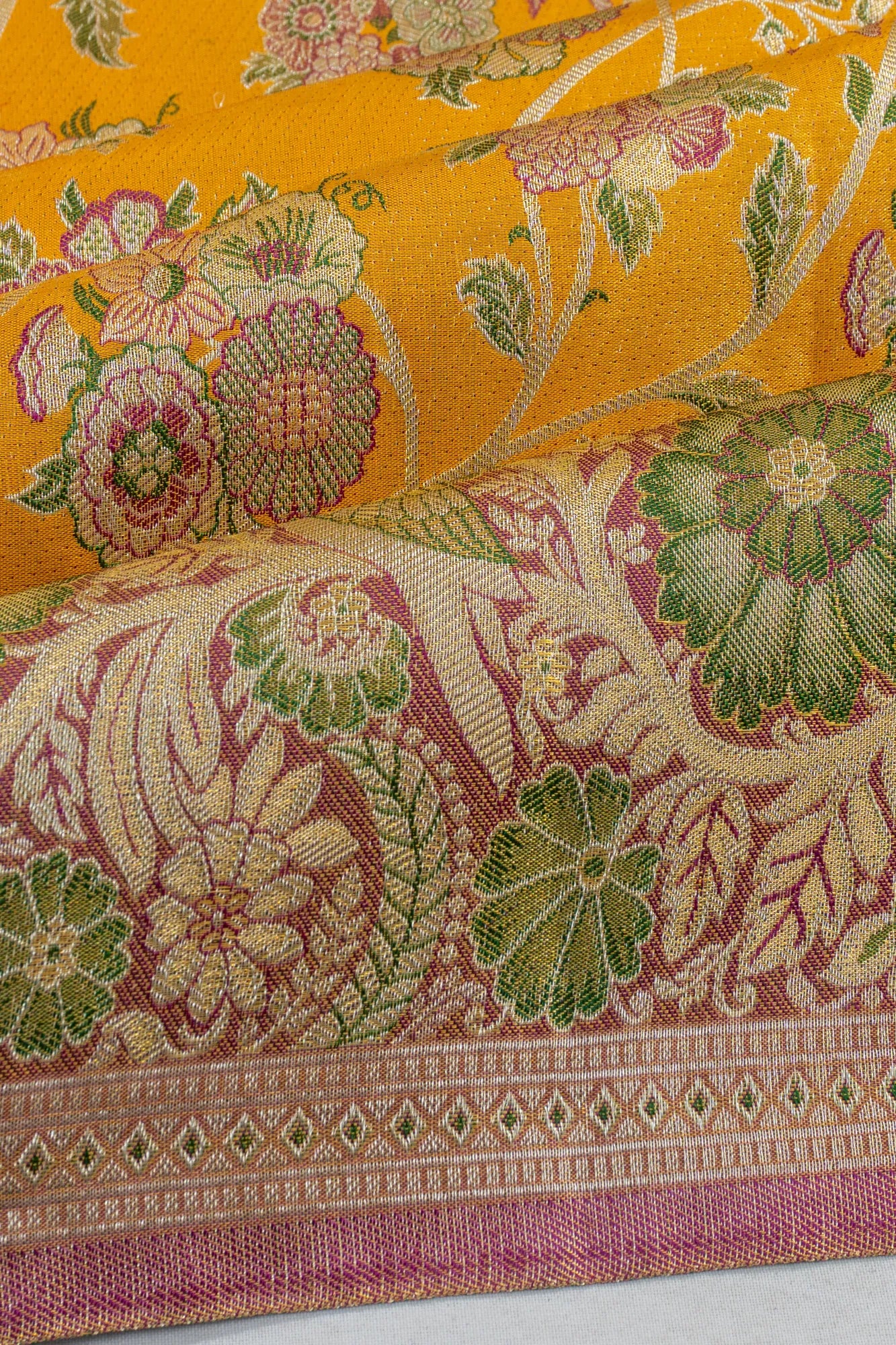Kanchipuram Silk Tissue Jaal Gold Saree