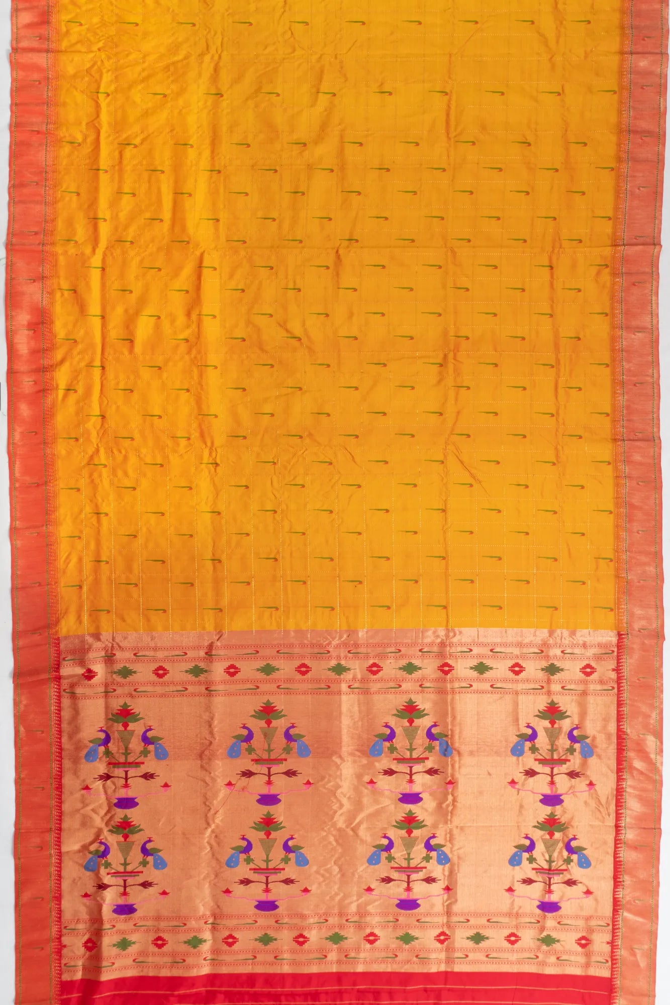 Muniya Silk Checks And Butta Yellow Saree