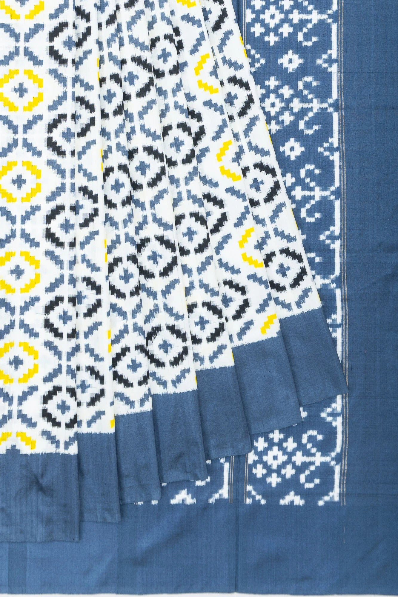 Pochampally Silk Ikat White Saree