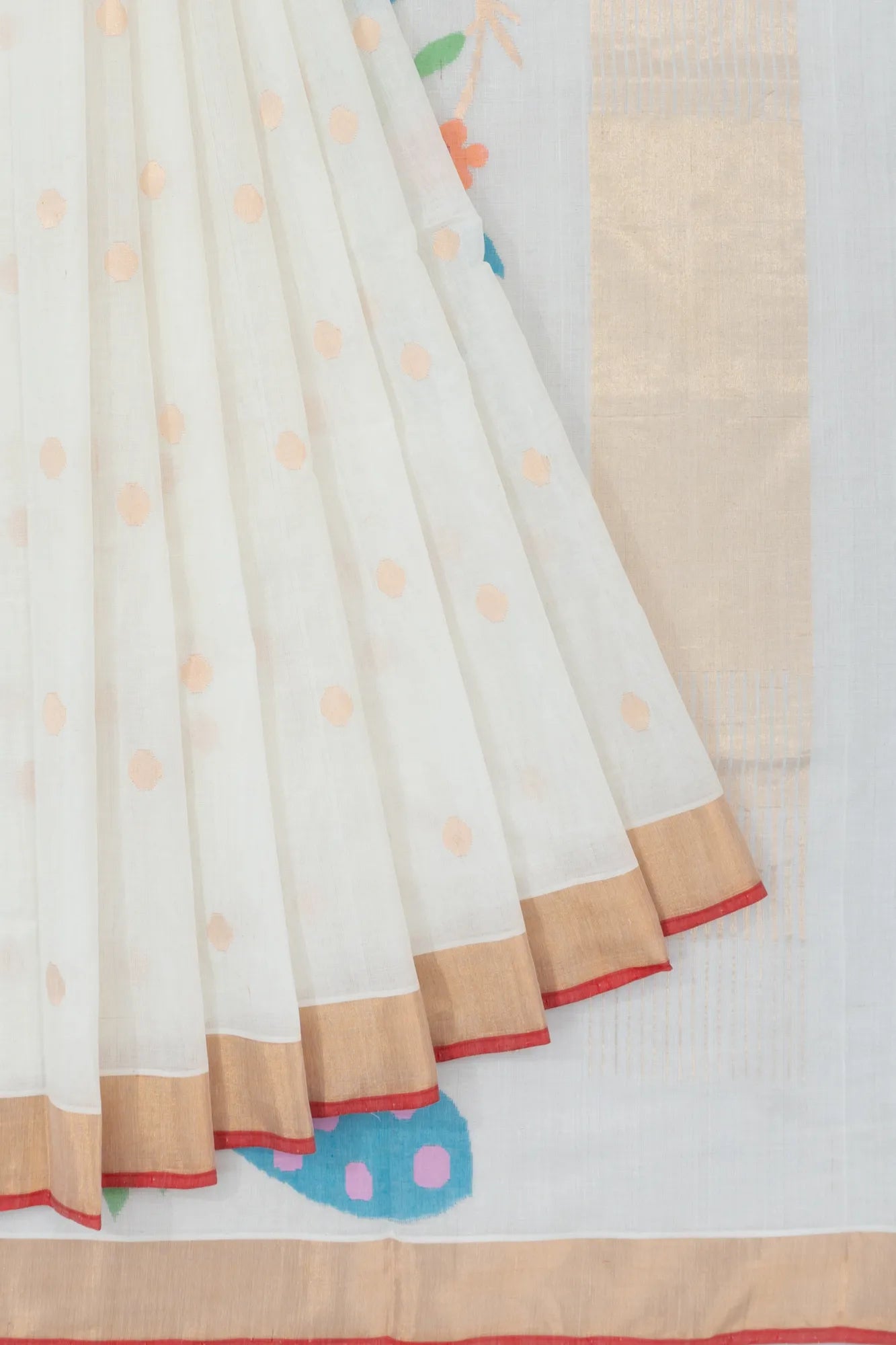 Ponduru Handspun Cotton Butta White Saree With Jamdani Pallu