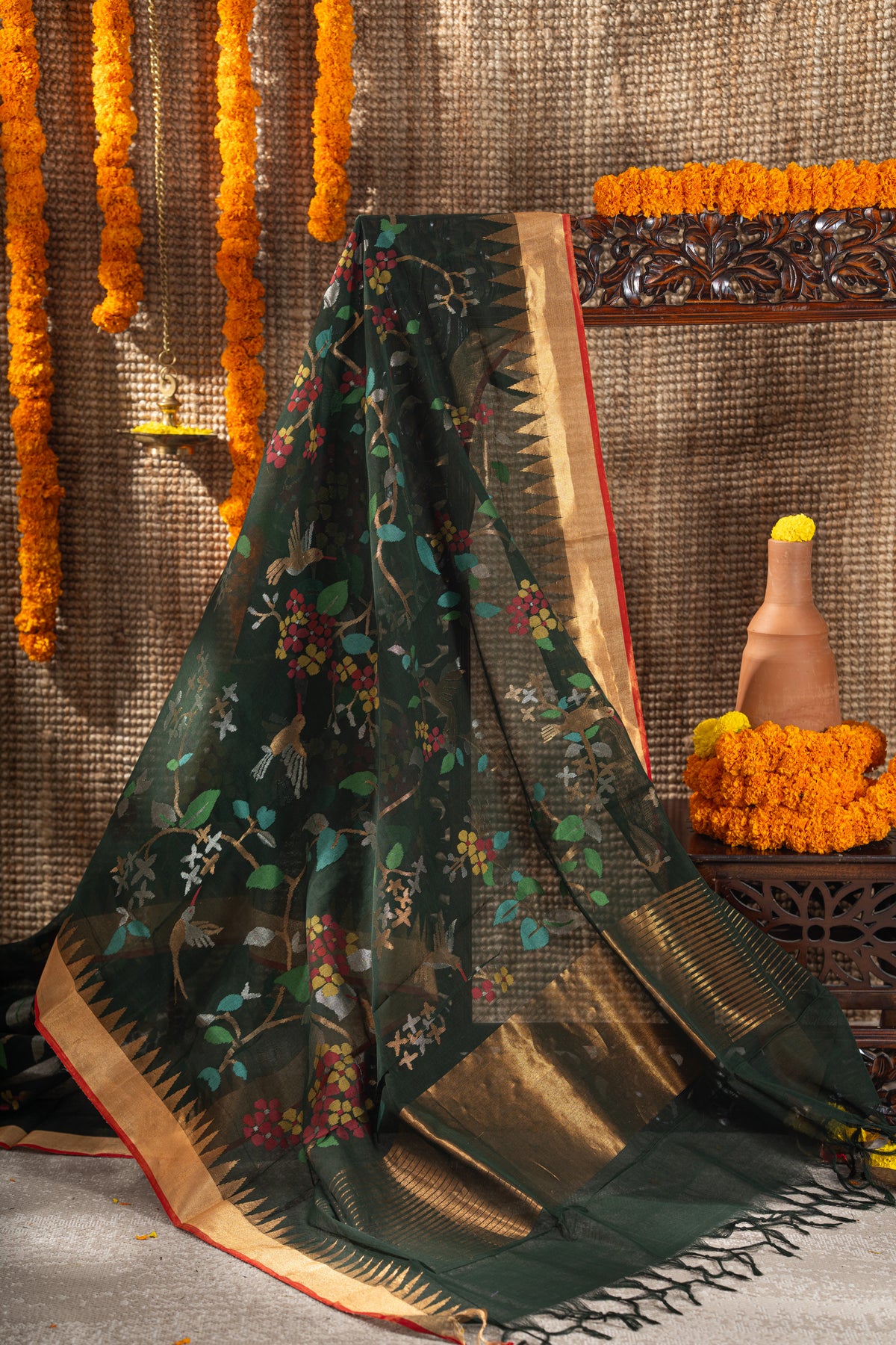 Ponduru Handspun Cotton All Over Jamdani Jaal Dark Green Saree