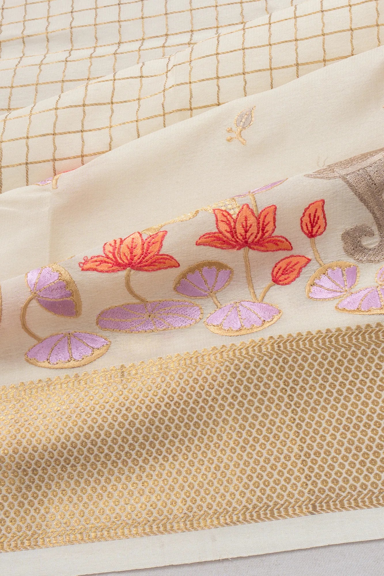 Mysore Silk Checks White Saree With Embroidery
