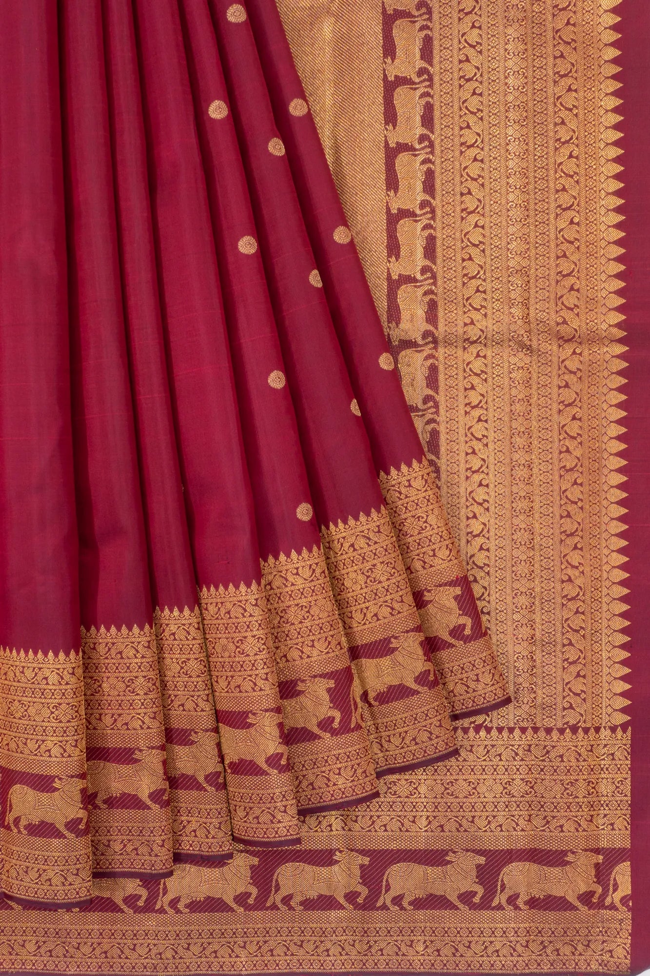 Kanchipuram Silk Butta Maroon Saree With Pichwai Border