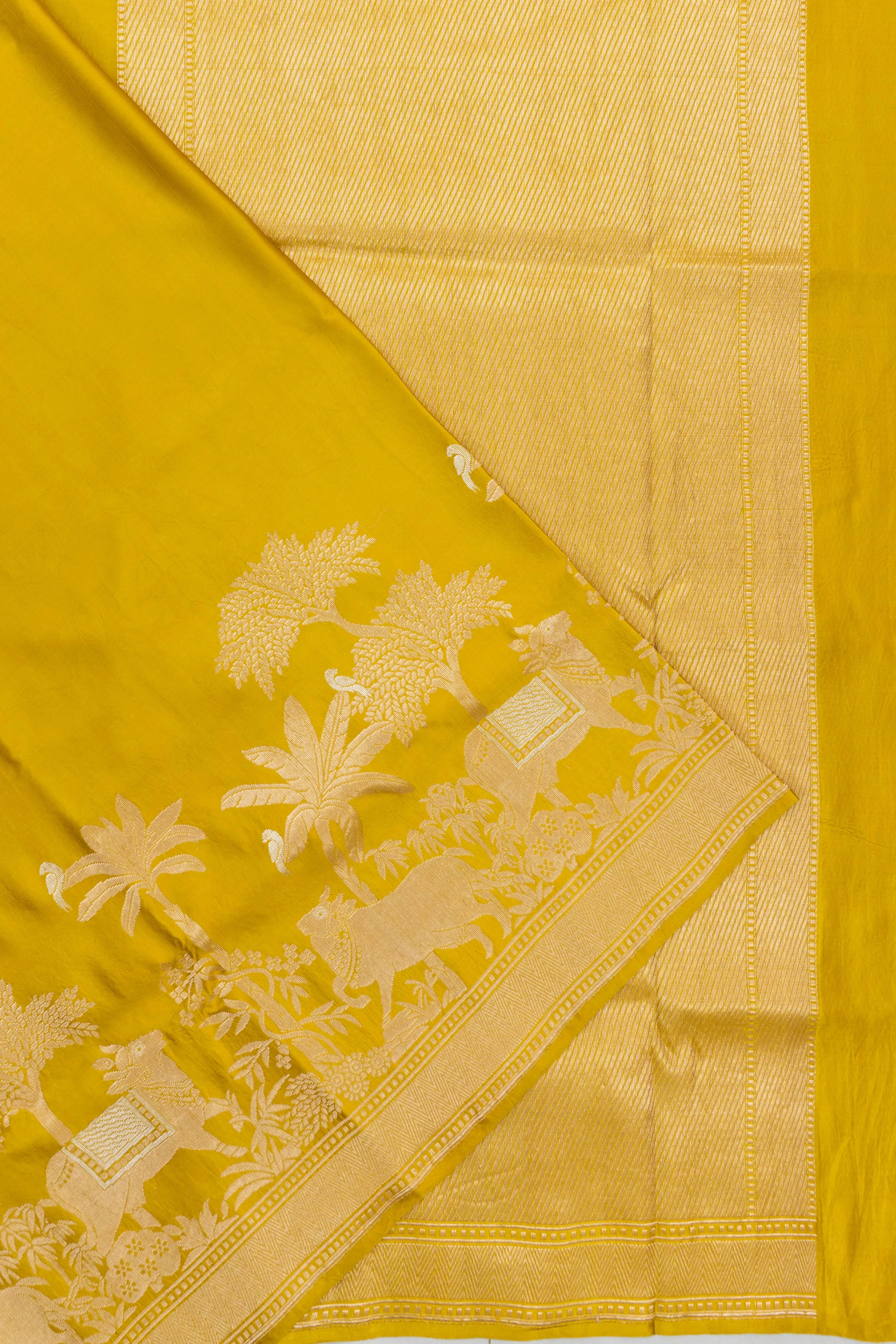 Banarasi Silk Plain Mehendi Green Saree