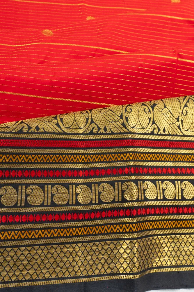 Kanchipuram Silk Oosi Lines And Butta Red Saree