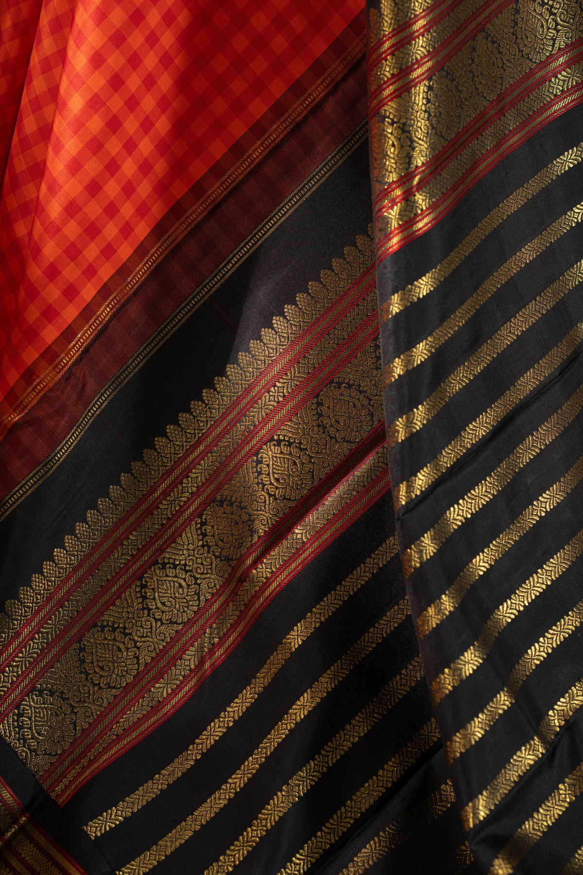 Vintage Kanchipuram Silk Checks Red And Orange Saree