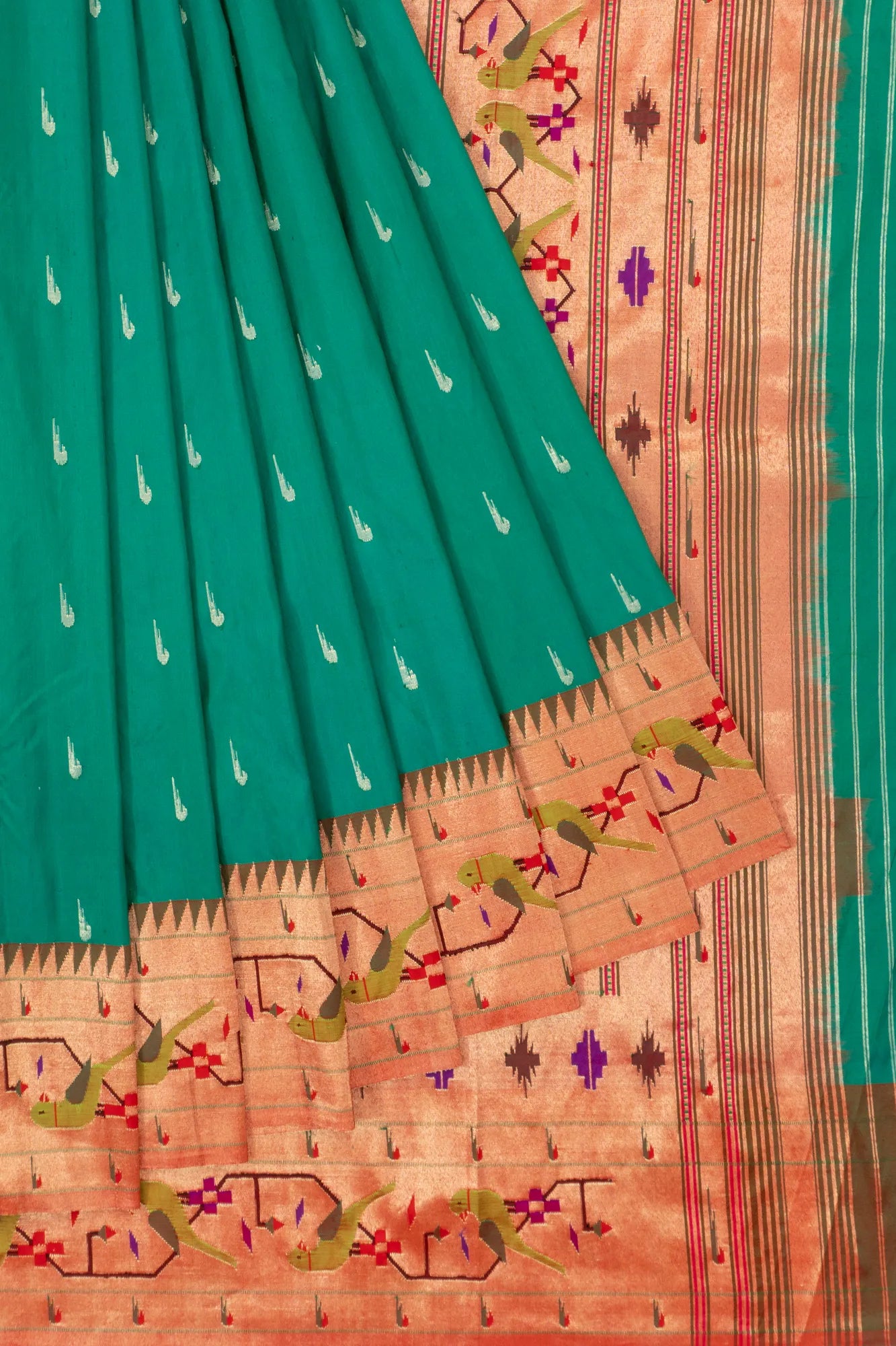 Paithani Silk Butta Green Saree With Akruthi Border
