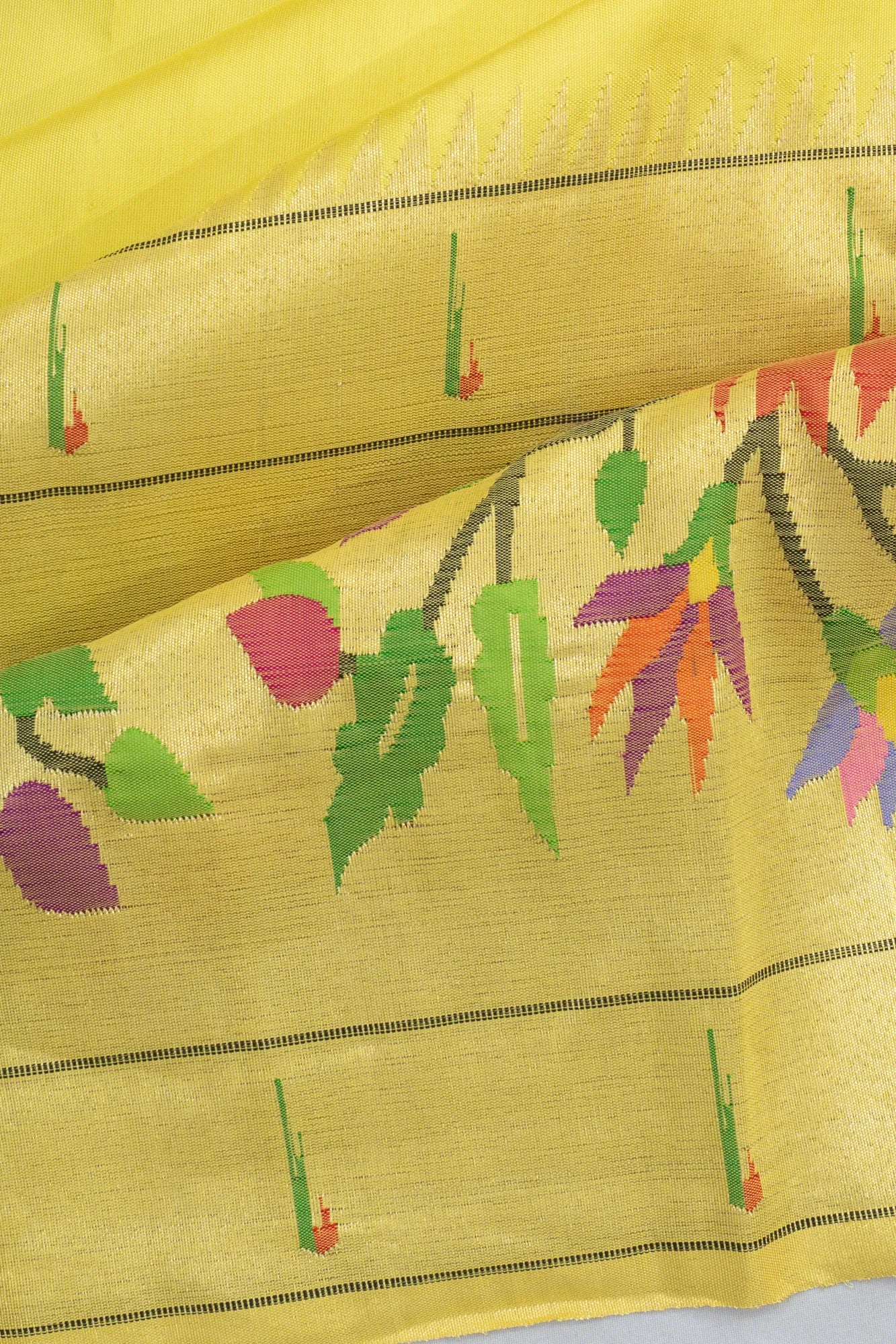 Paithani Silk Butta Lemon Yellow Saree